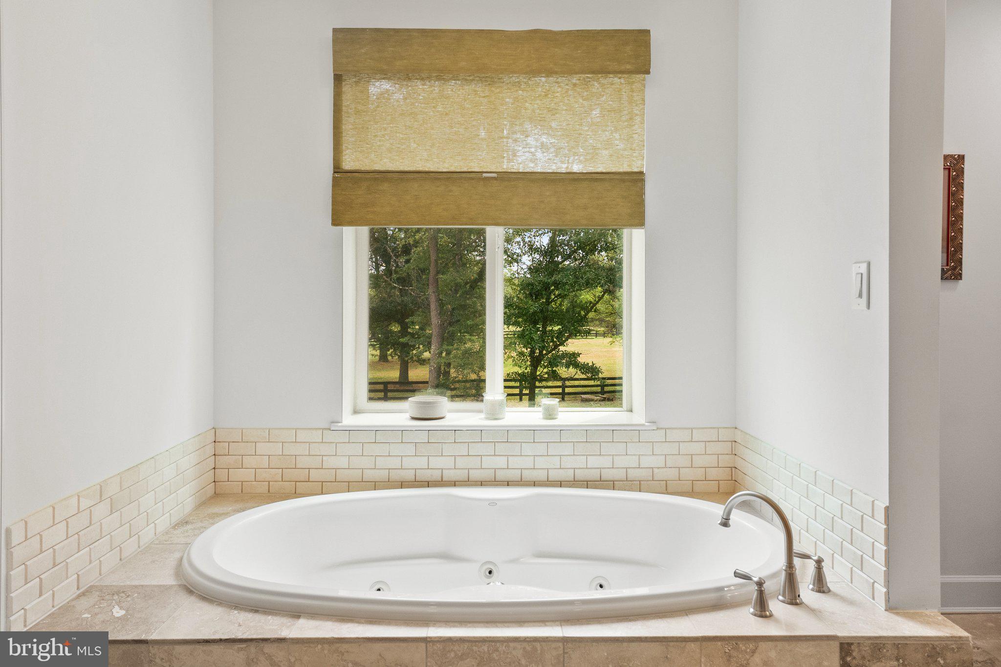 PHILOMONT - Residential