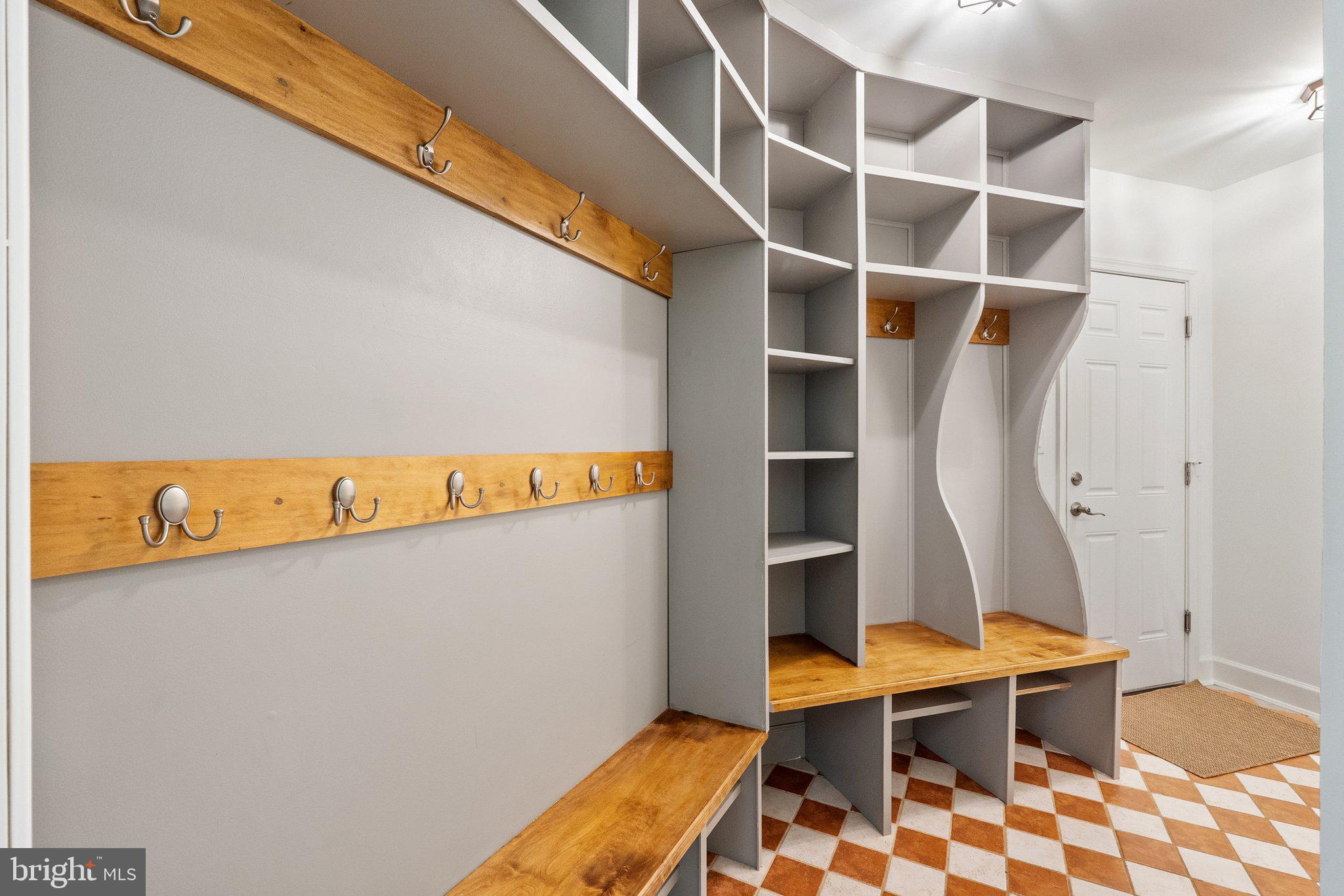 PHILOMONT - Residential