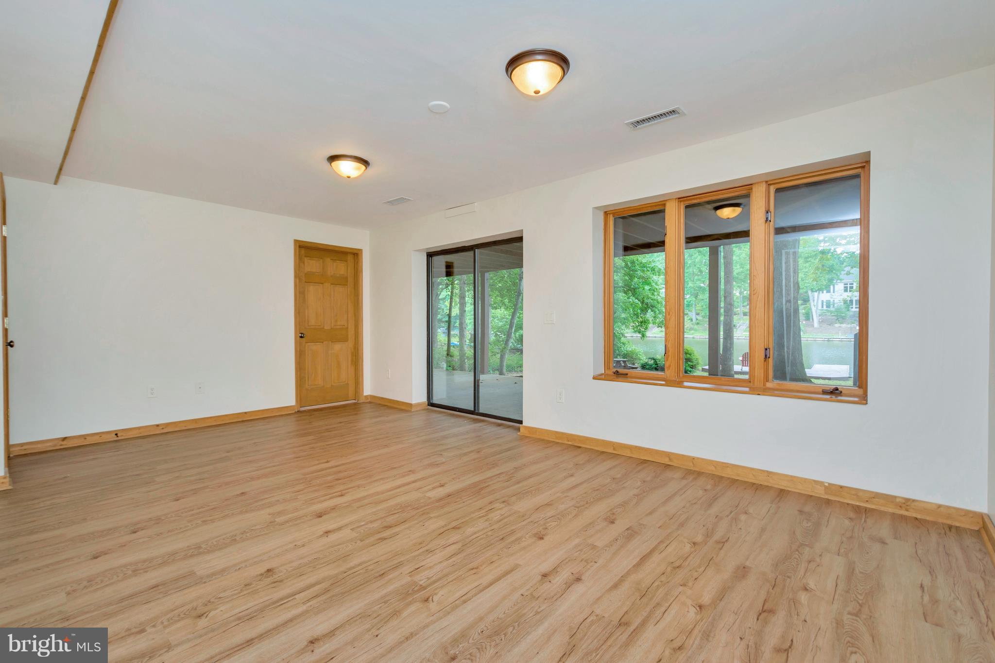 LAKE OF THE WOODS - Residential