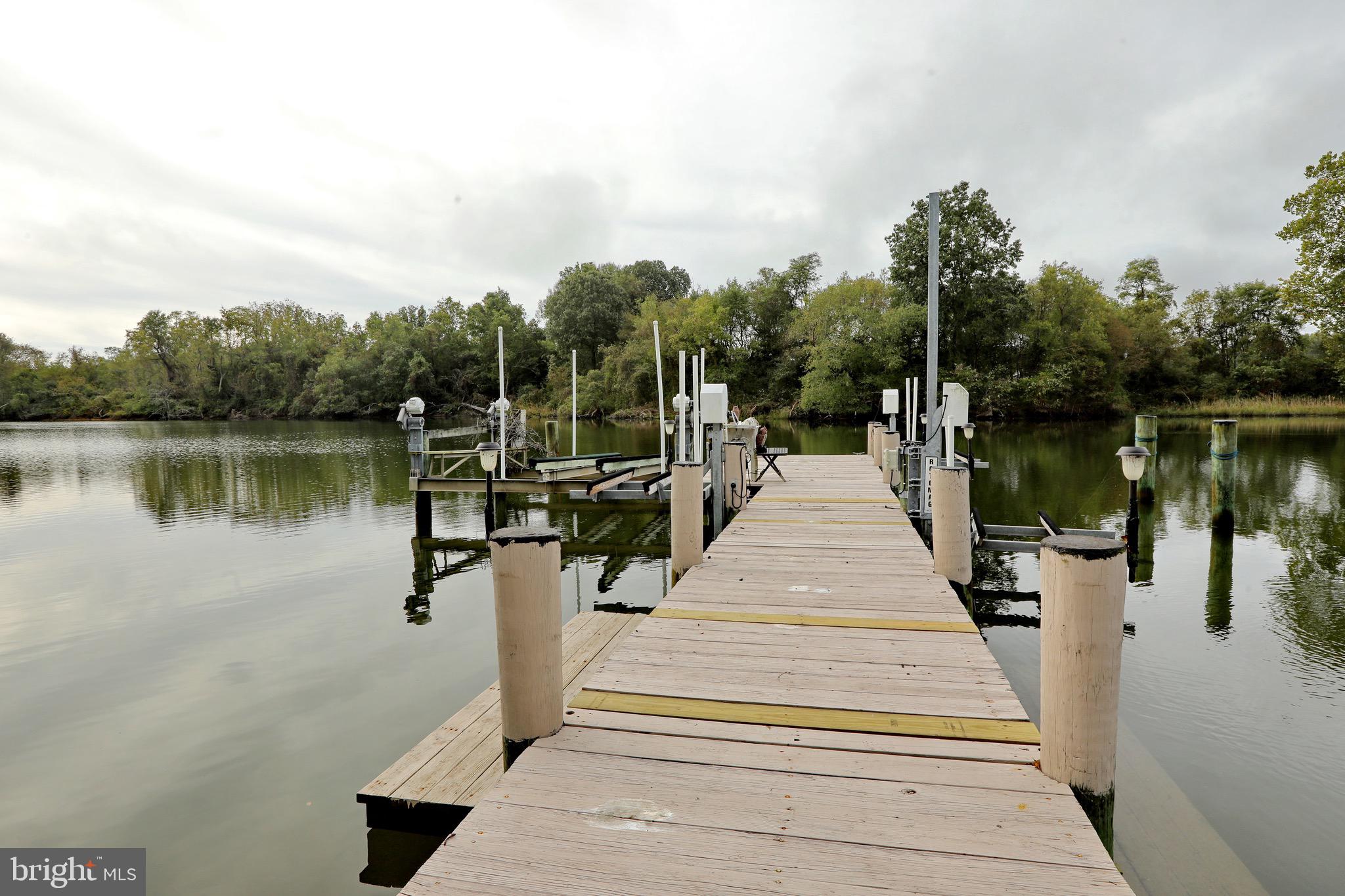 BARTON HALL - Residential