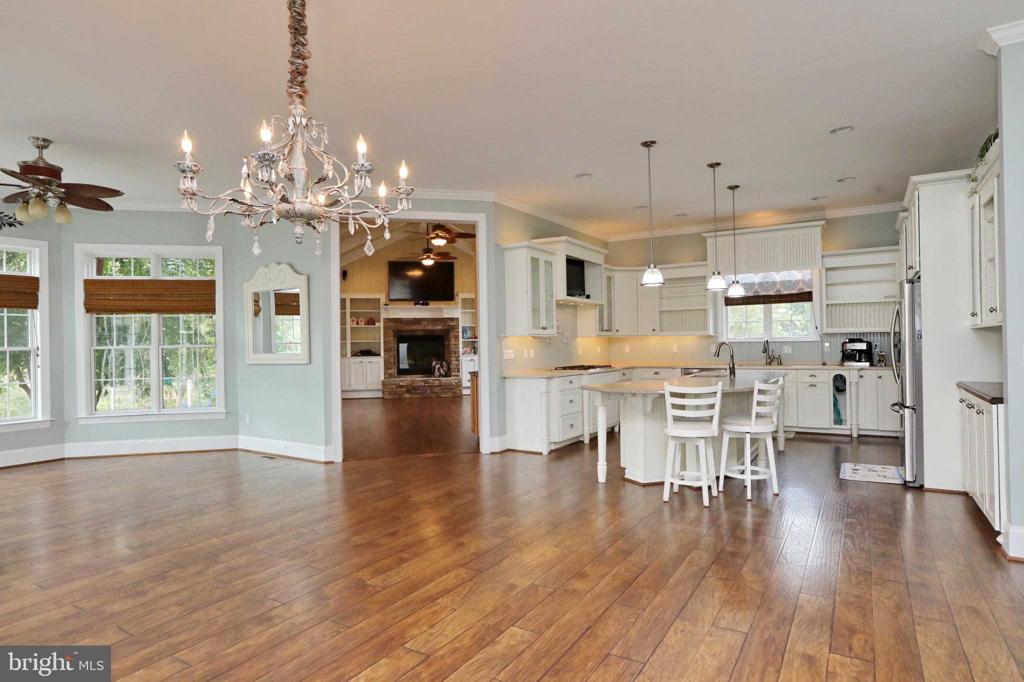 BARTON HALL - Residential