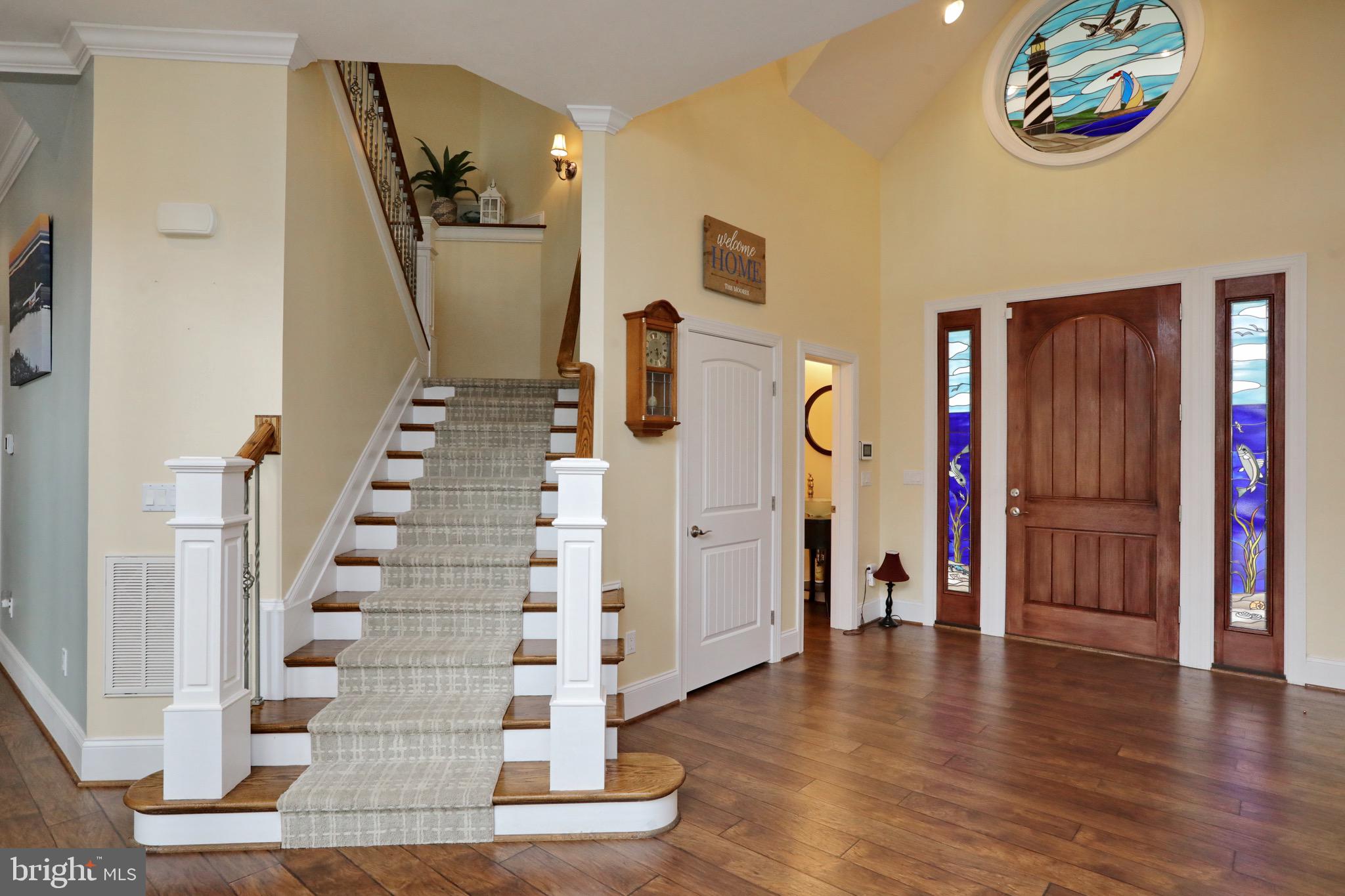 BARTON HALL - Residential