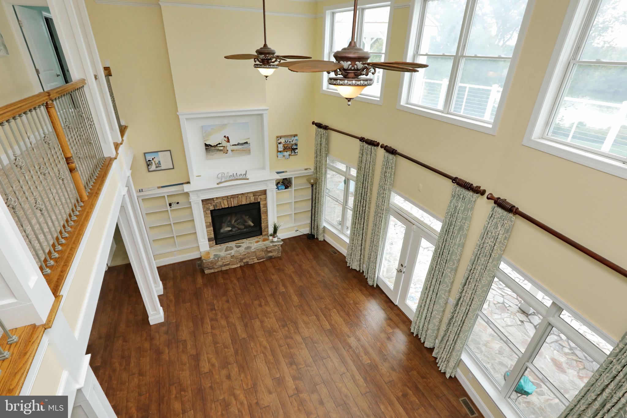 BARTON HALL - Residential