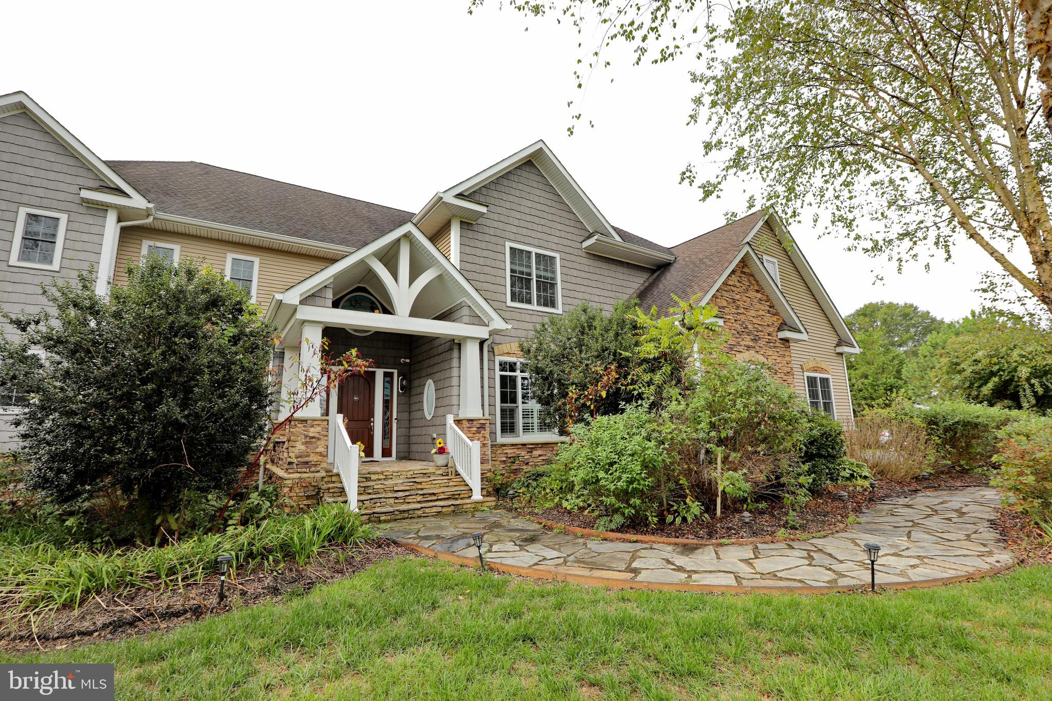 BARTON HALL - Residential