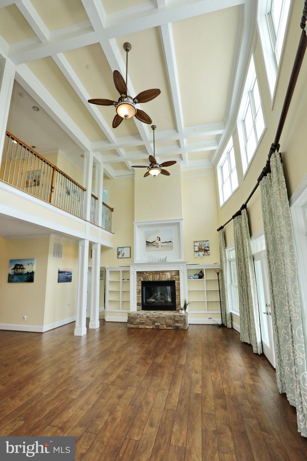 BARTON HALL - Residential