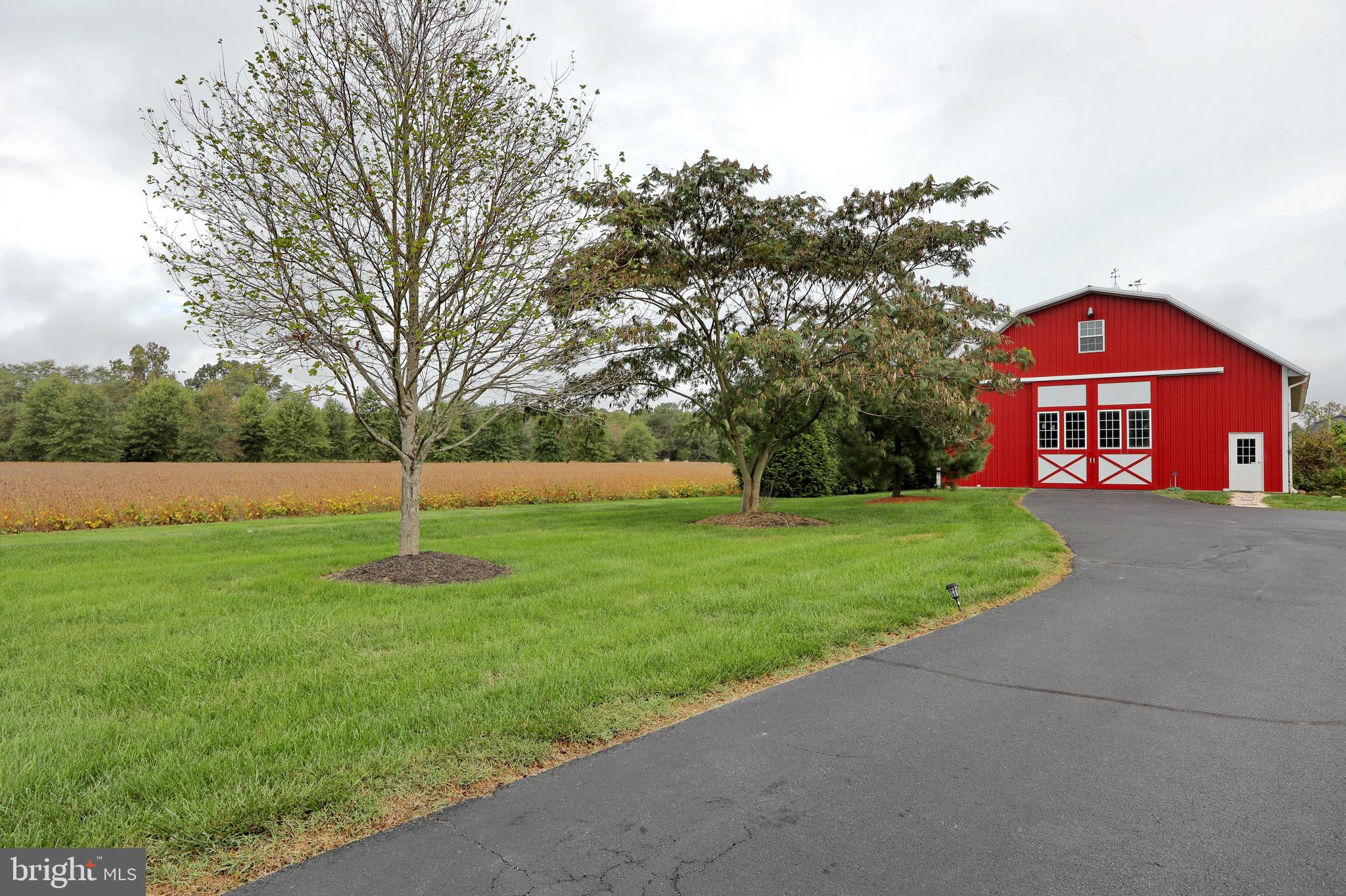 BARTON HALL - Residential