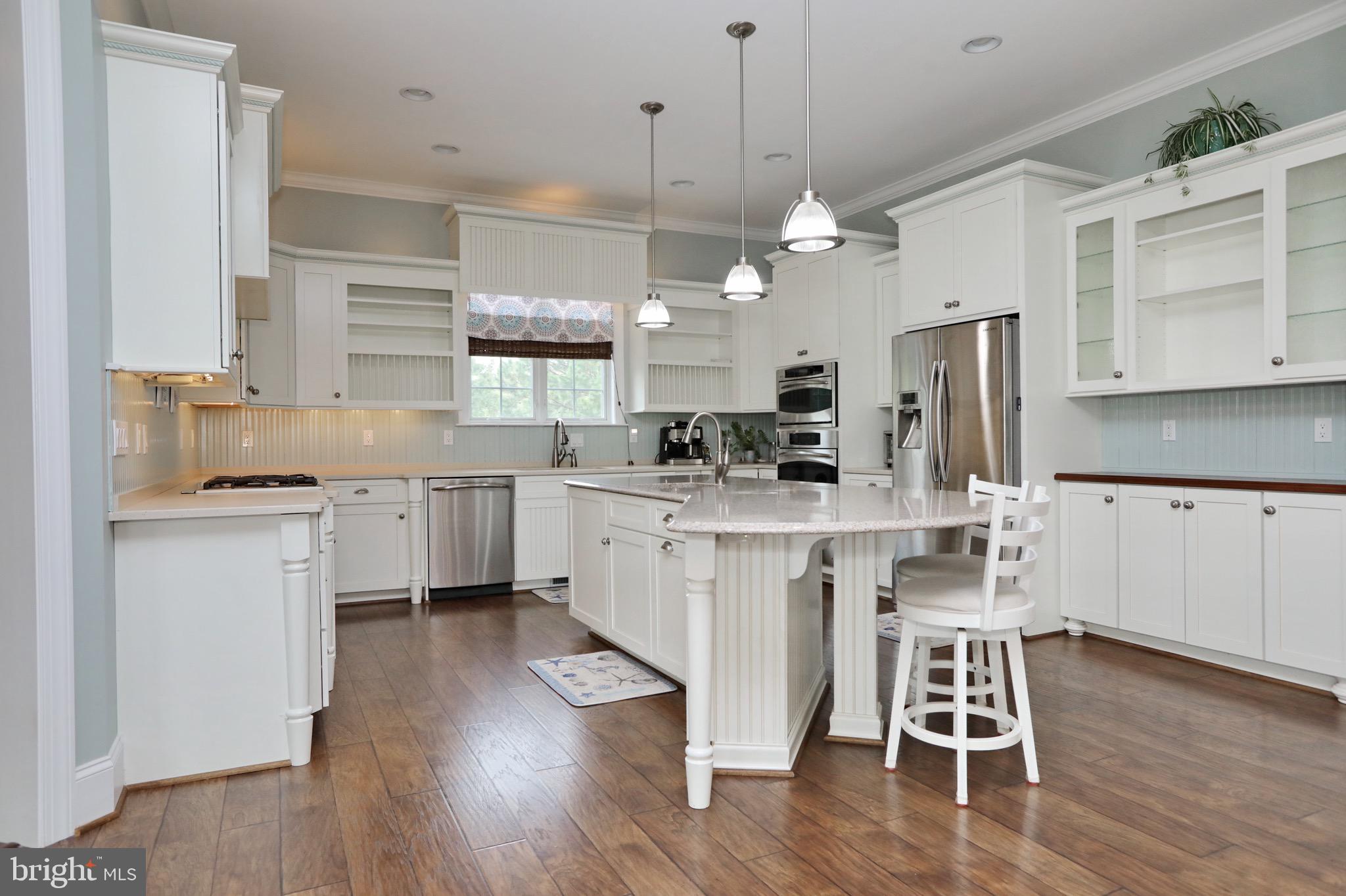 BARTON HALL - Residential