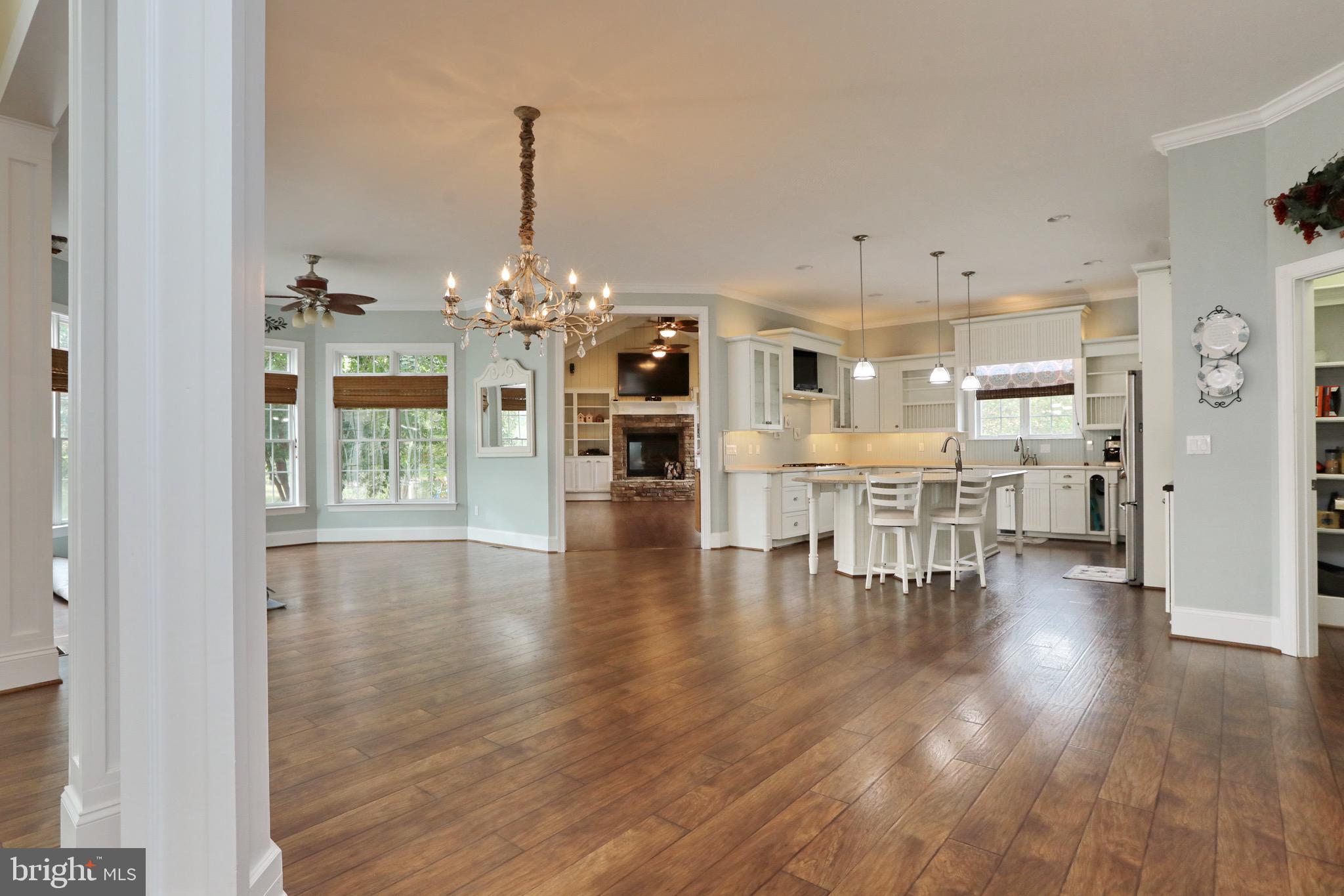 BARTON HALL - Residential