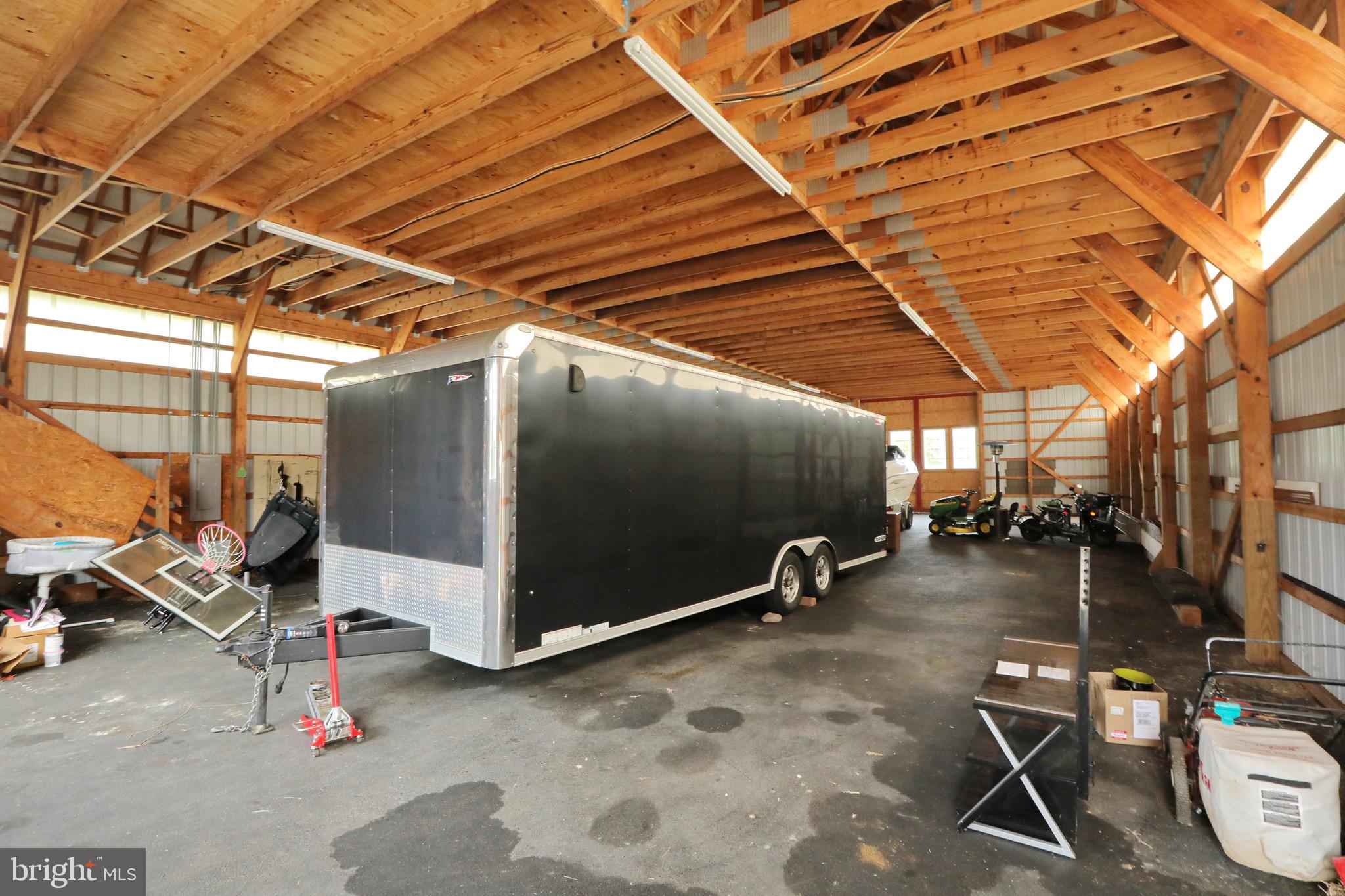 BARTON HALL - Residential