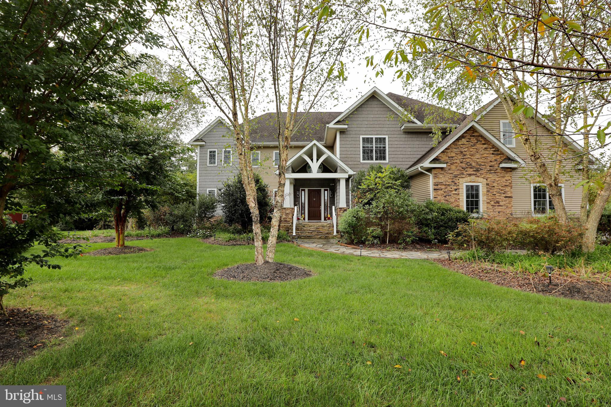 BARTON HALL - Residential