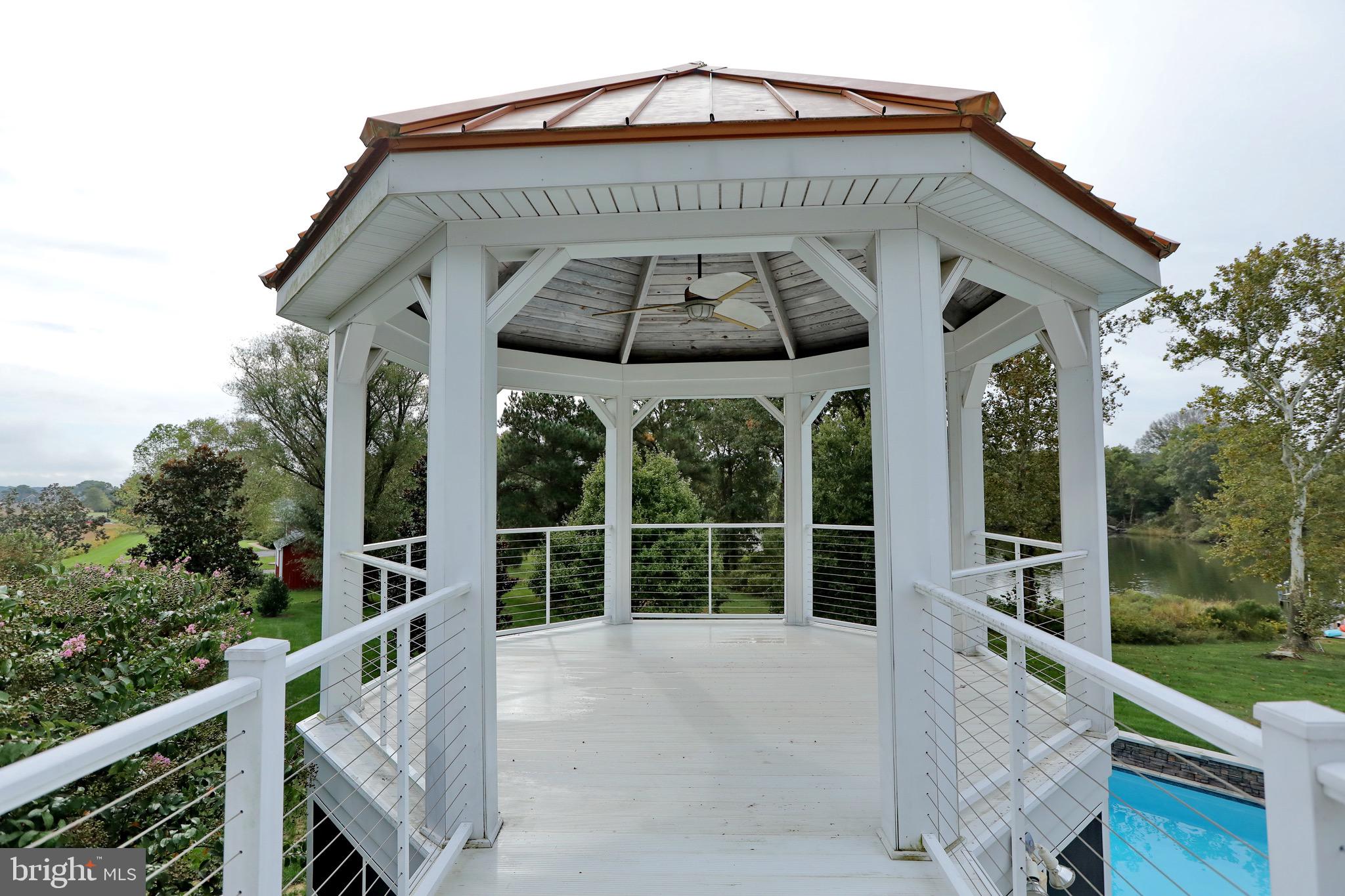 BARTON HALL - Residential