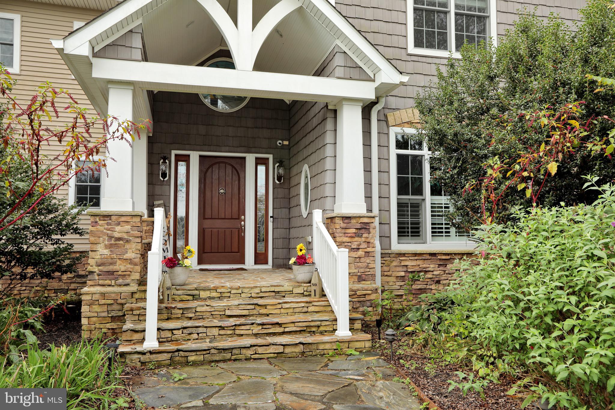 BARTON HALL - Residential