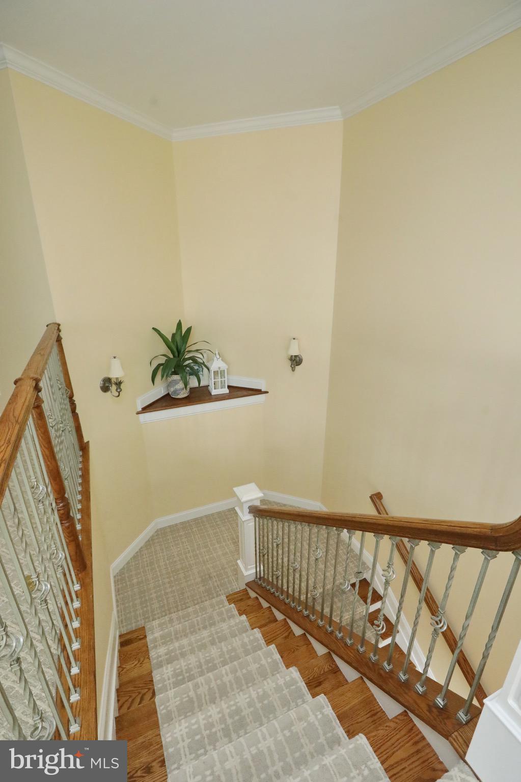 BARTON HALL - Residential