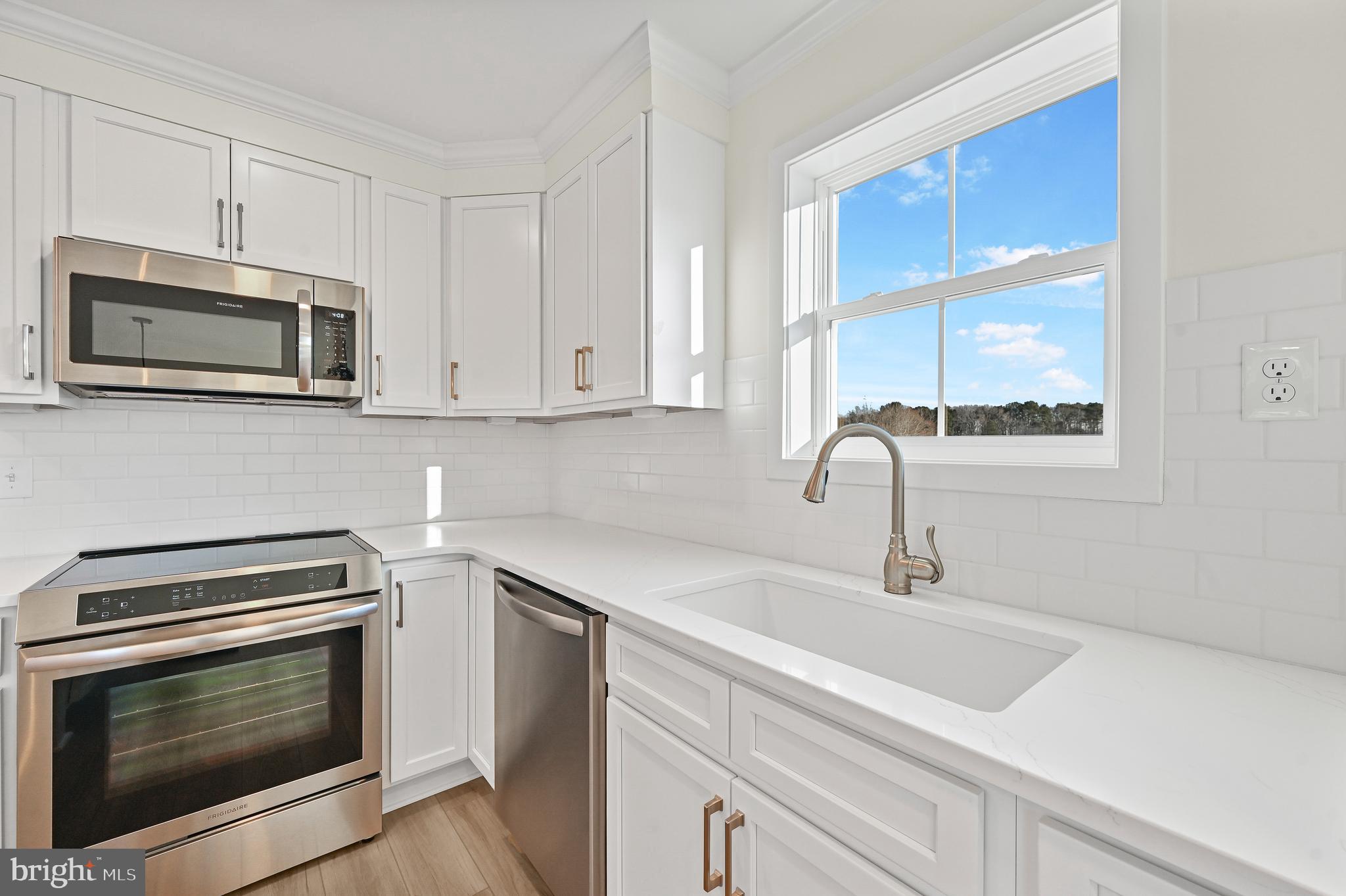 CEDAR POINT - Residential