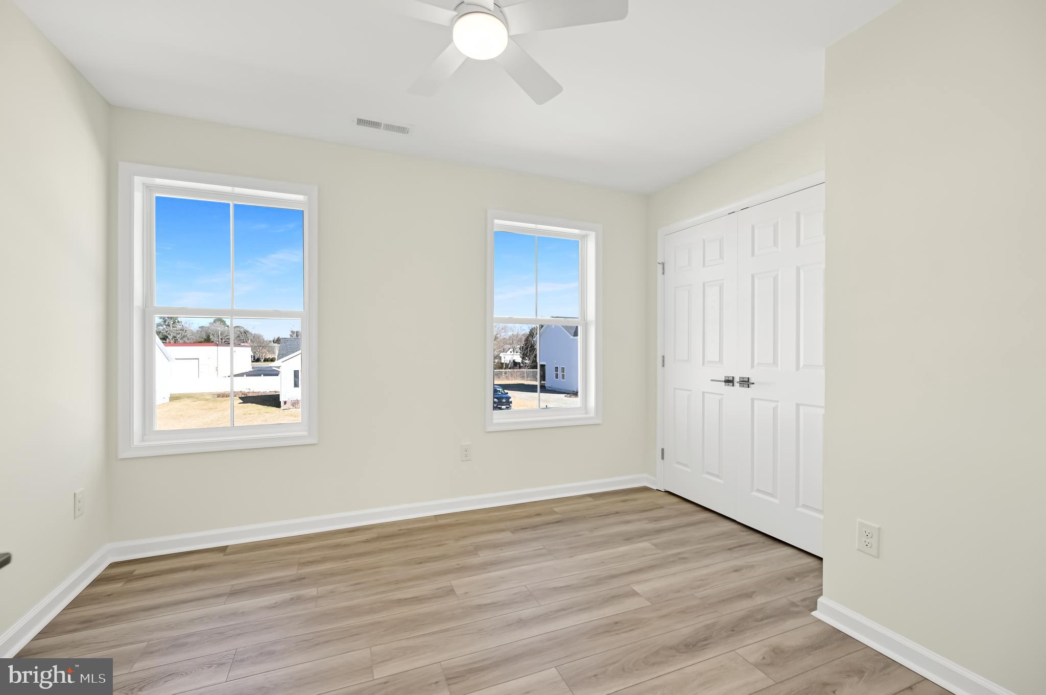 CEDAR POINT - Residential