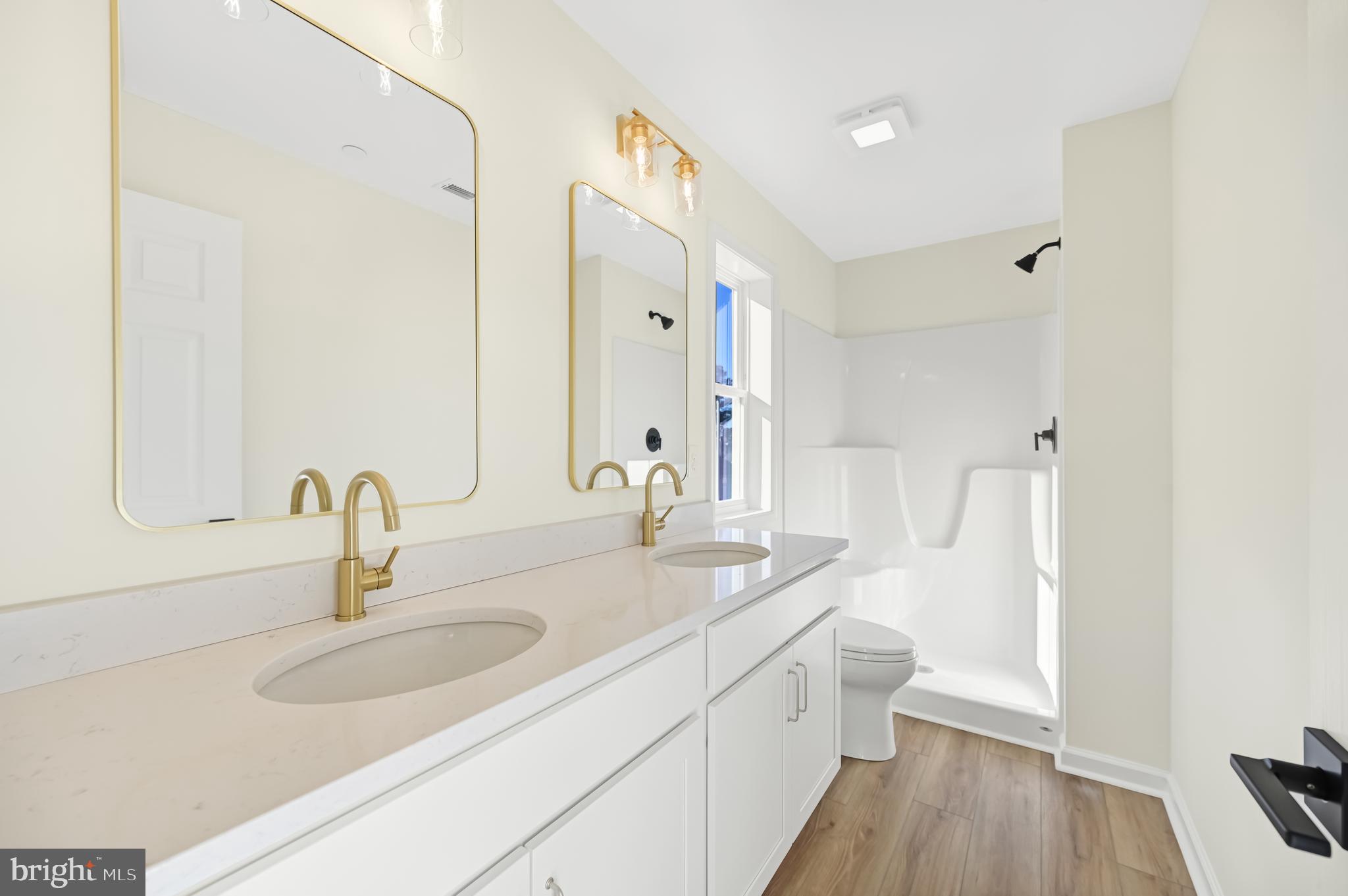 CEDAR POINT - Residential