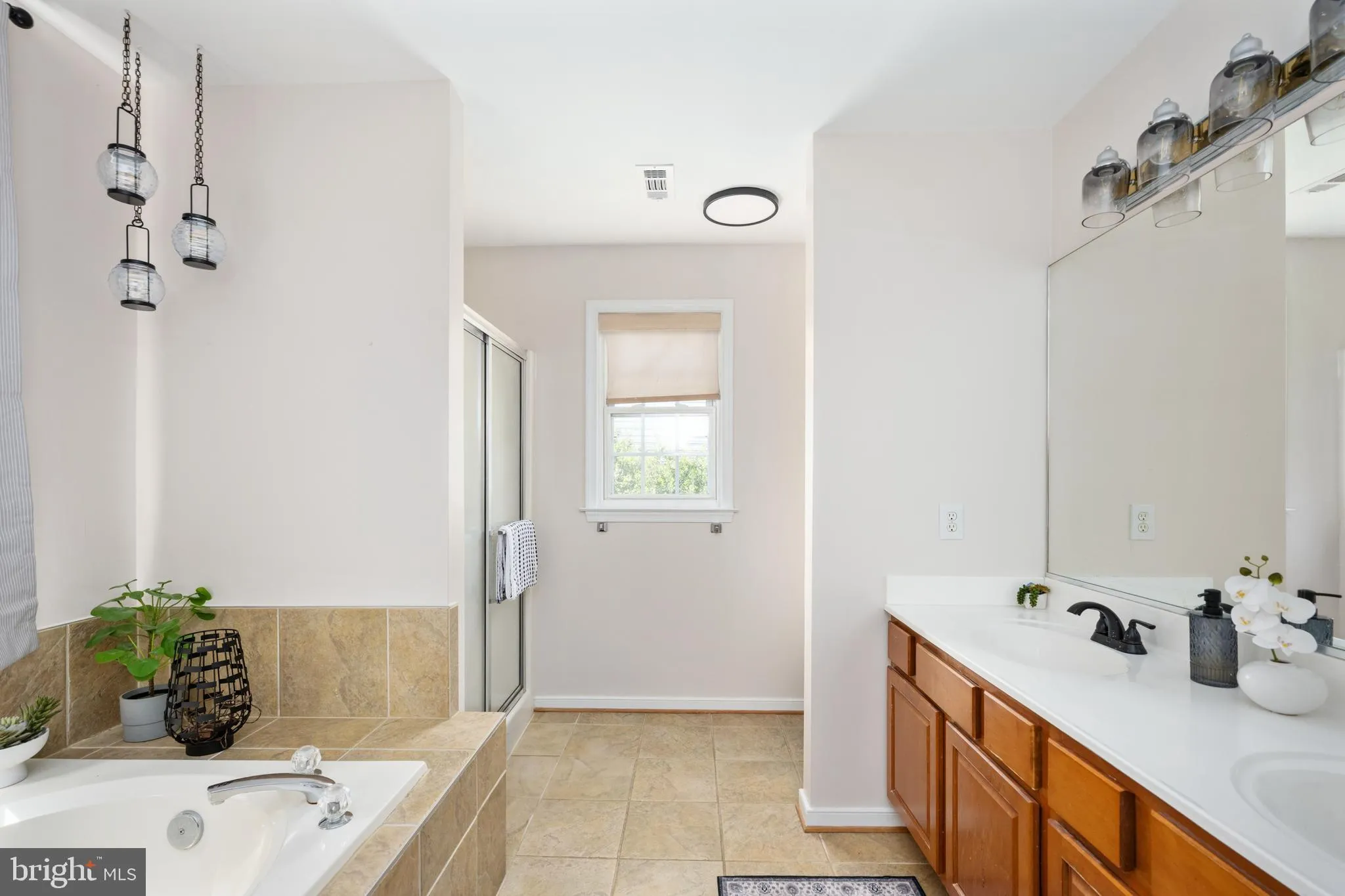 Fredericksburg, Virginia 22408, United States, 4 Bedrooms Bedrooms, ,3 BathroomsBathrooms,Residential,Pending,180592