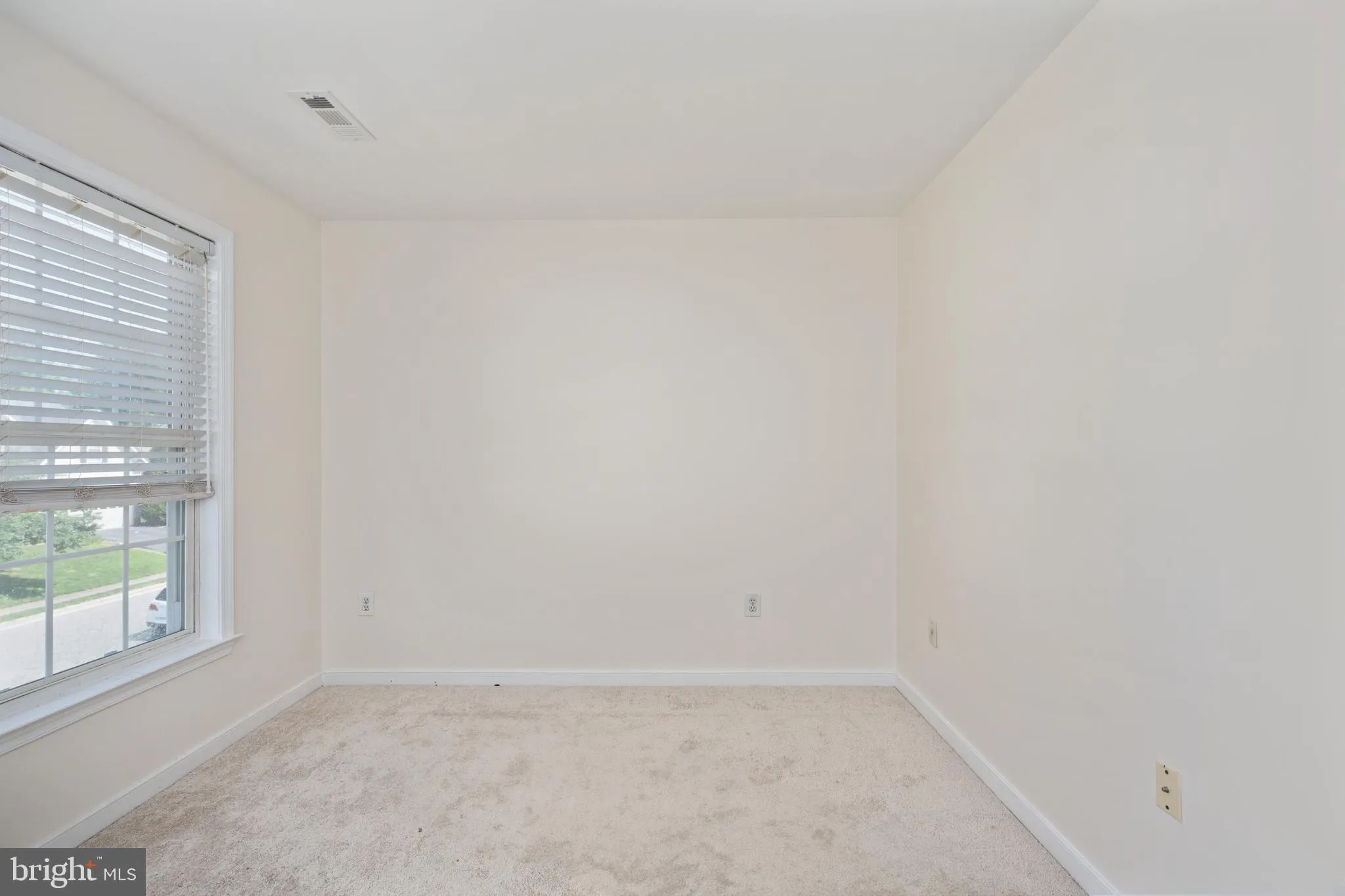 Fredericksburg, Virginia 22408, United States, 4 Bedrooms Bedrooms, ,3 BathroomsBathrooms,Residential,Pending,180592