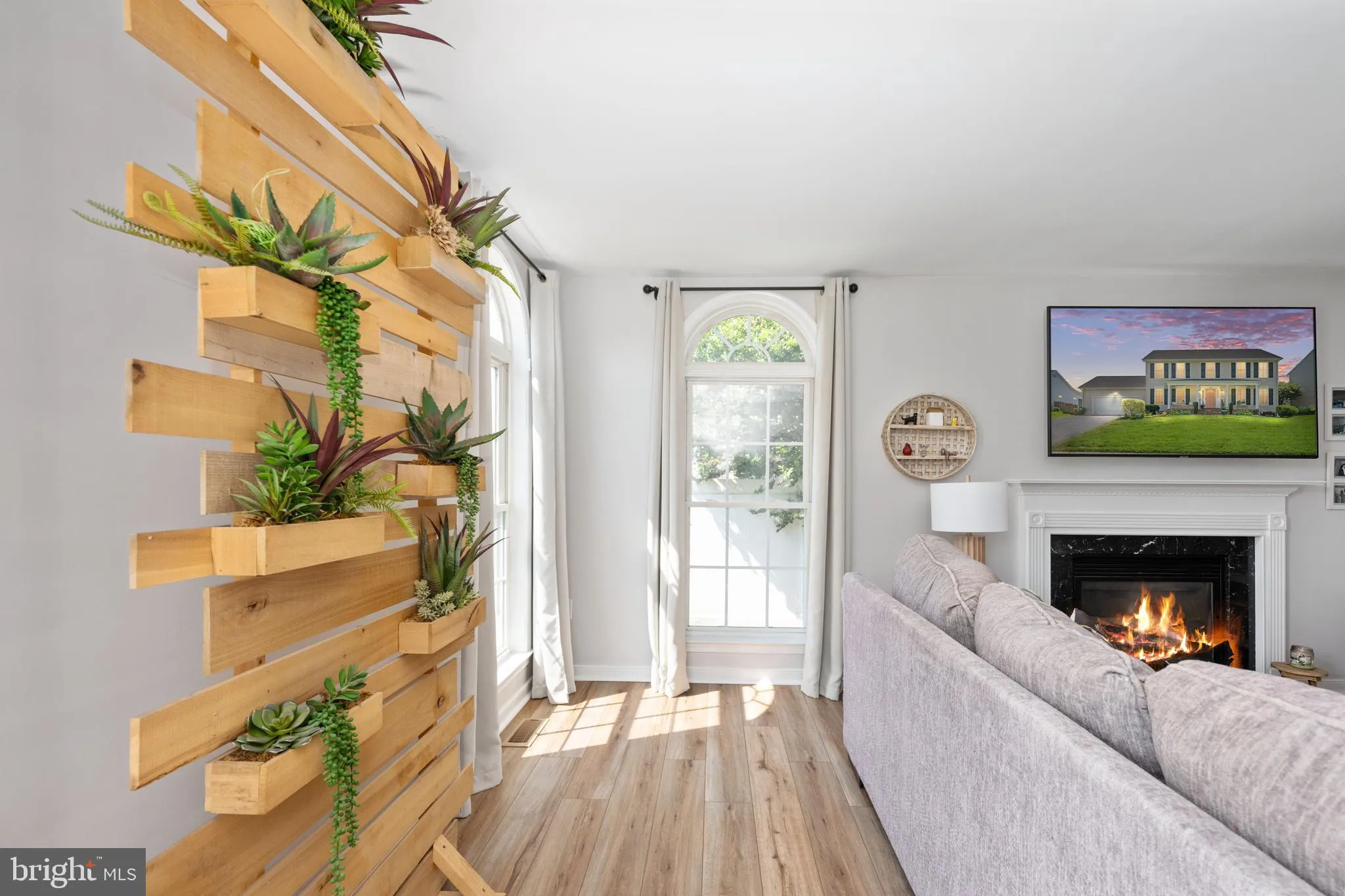 Fredericksburg, Virginia 22408, United States, 4 Bedrooms Bedrooms, ,3 BathroomsBathrooms,Residential,Pending,180592