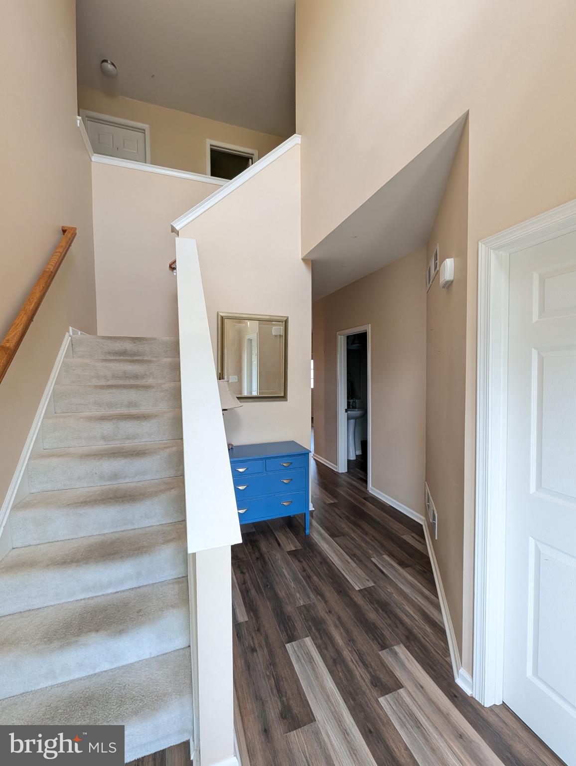 APPLEWOOD - Residential
