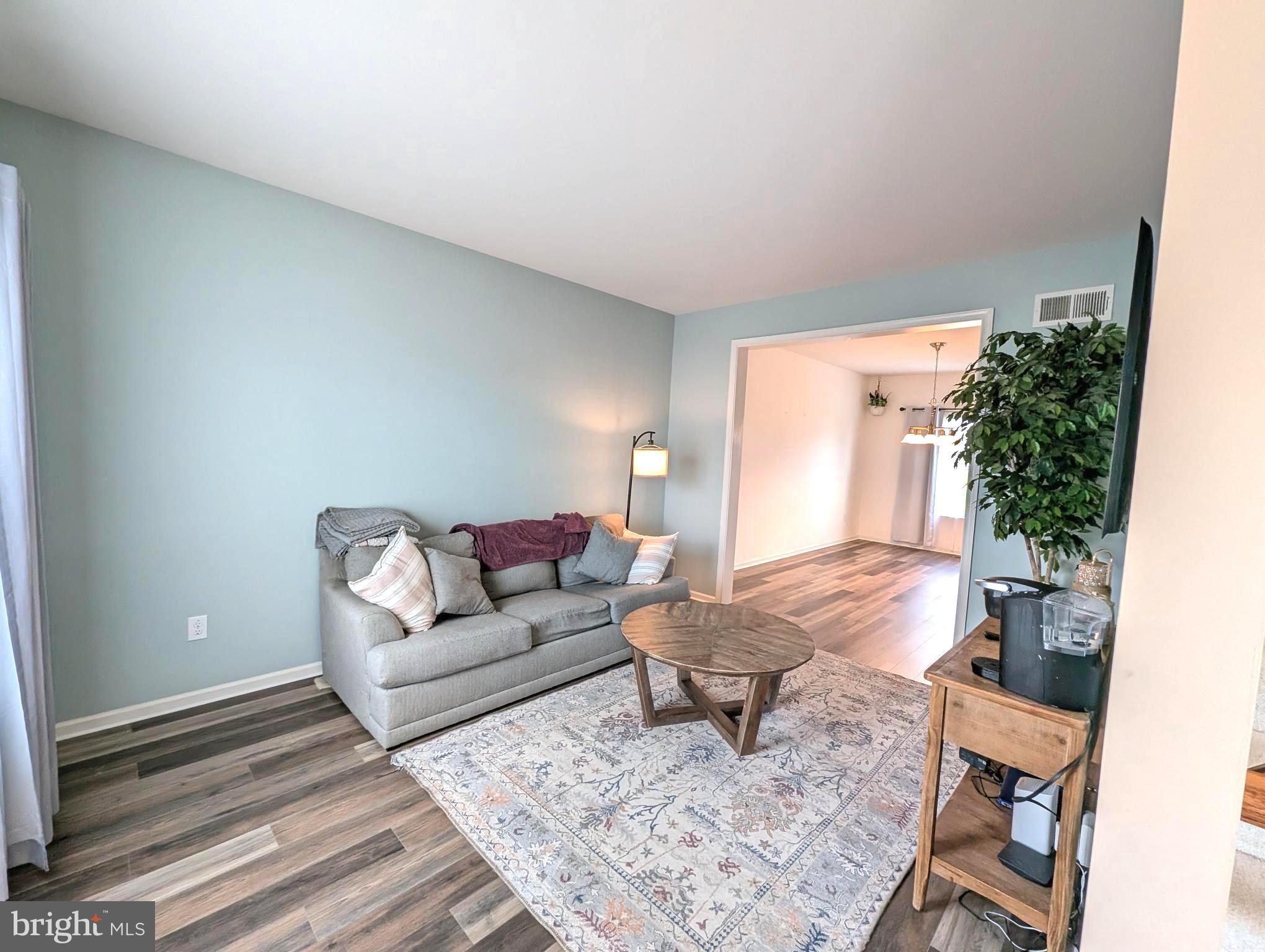 APPLEWOOD - Residential