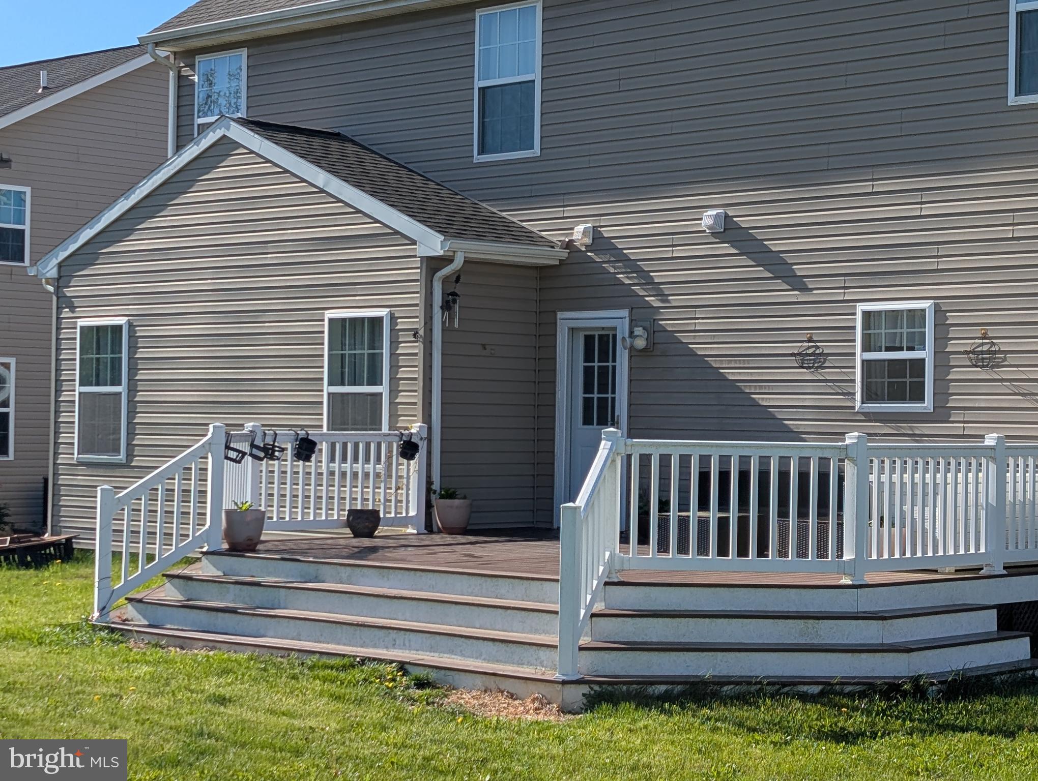 APPLEWOOD - Residential