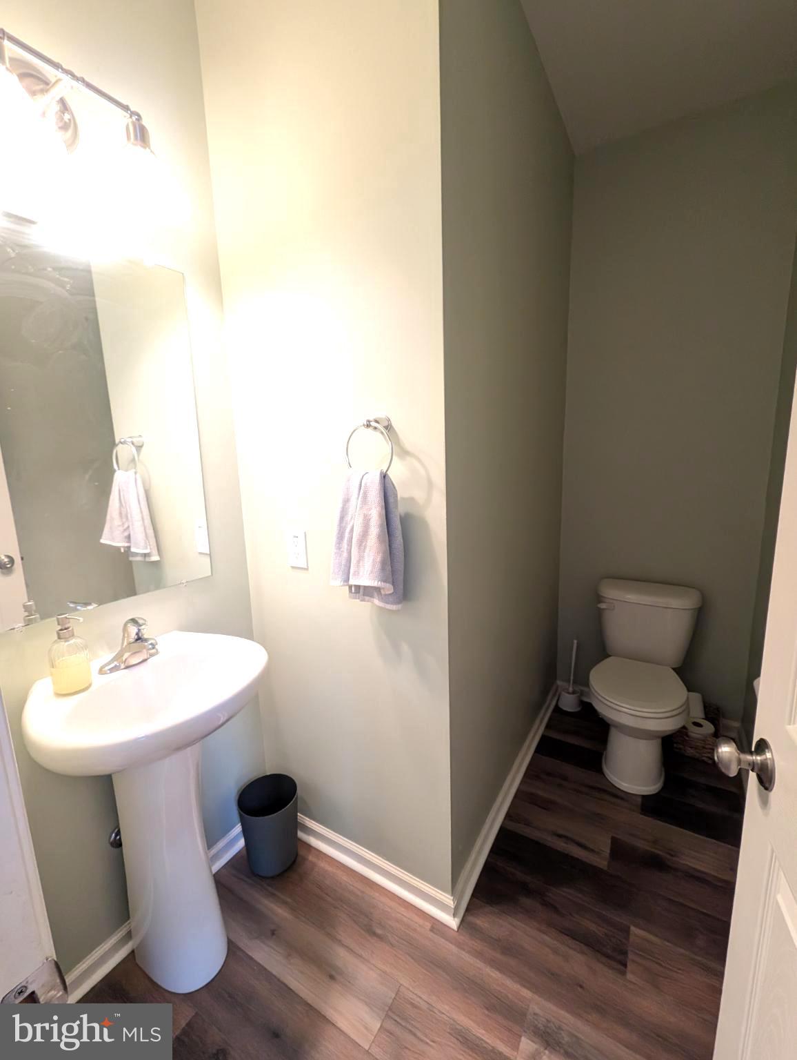 APPLEWOOD - Residential