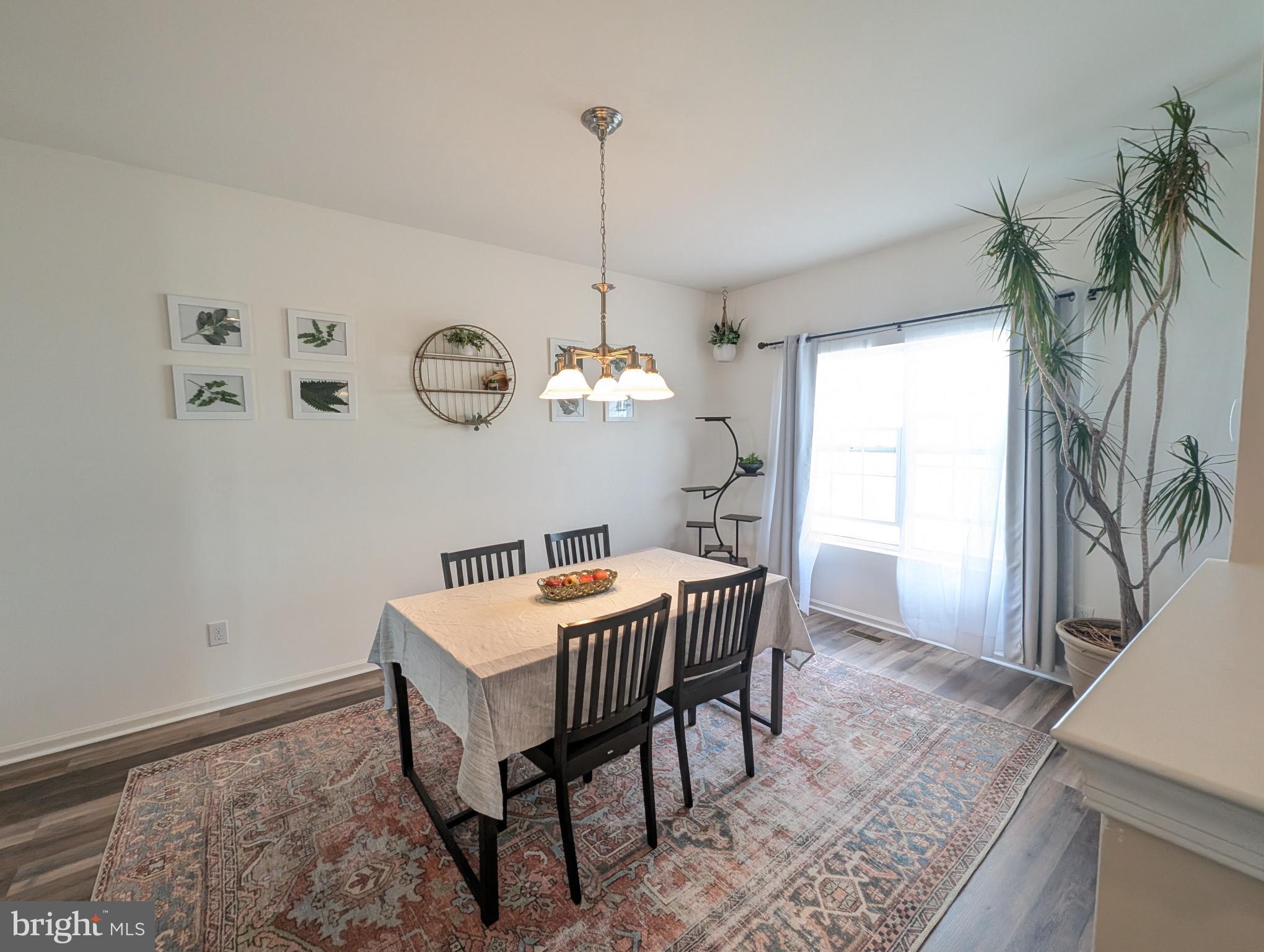 APPLEWOOD - Residential
