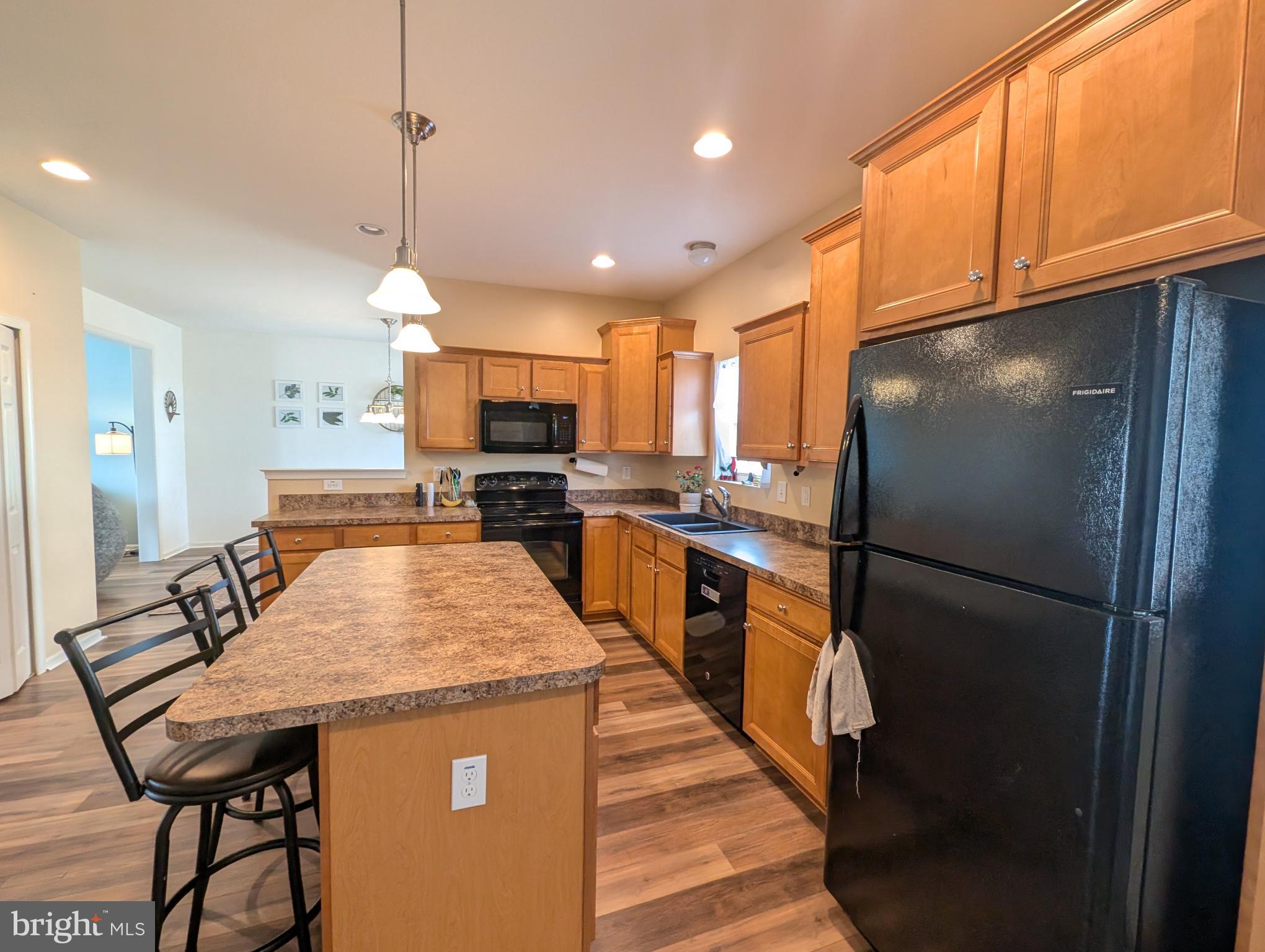 APPLEWOOD - Residential