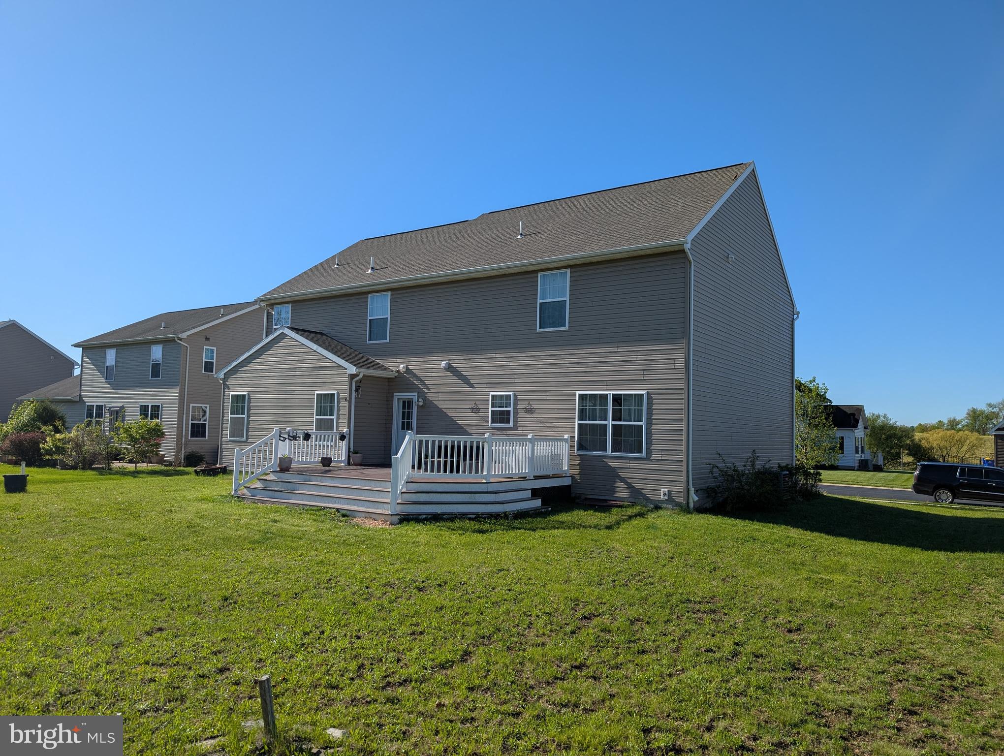 APPLEWOOD - Residential