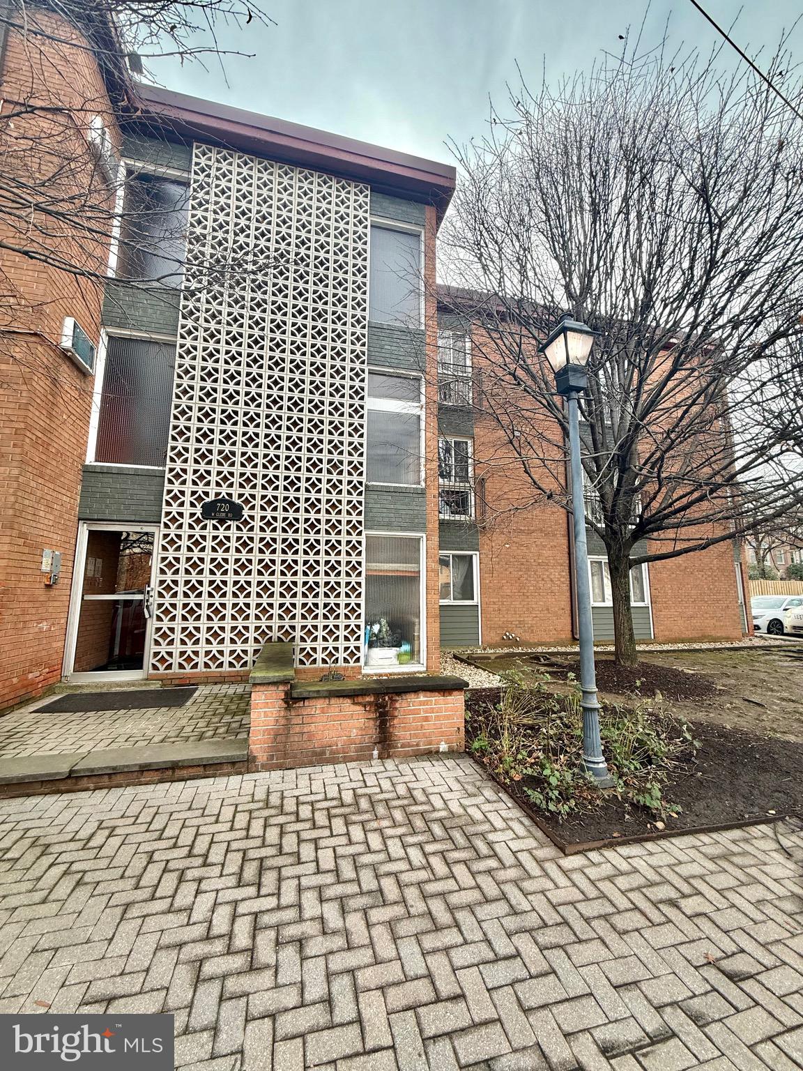 BEVERLEY HILLS CREST - Residential Lease