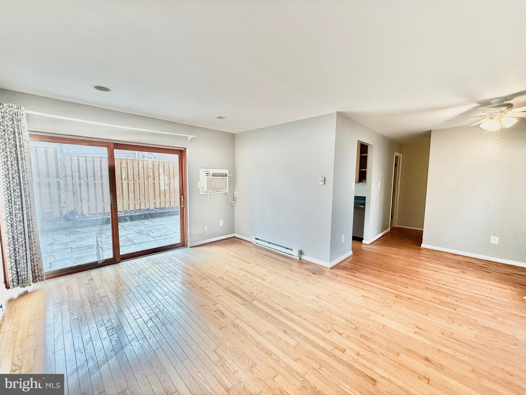 BEVERLEY HILLS CREST - Residential Lease