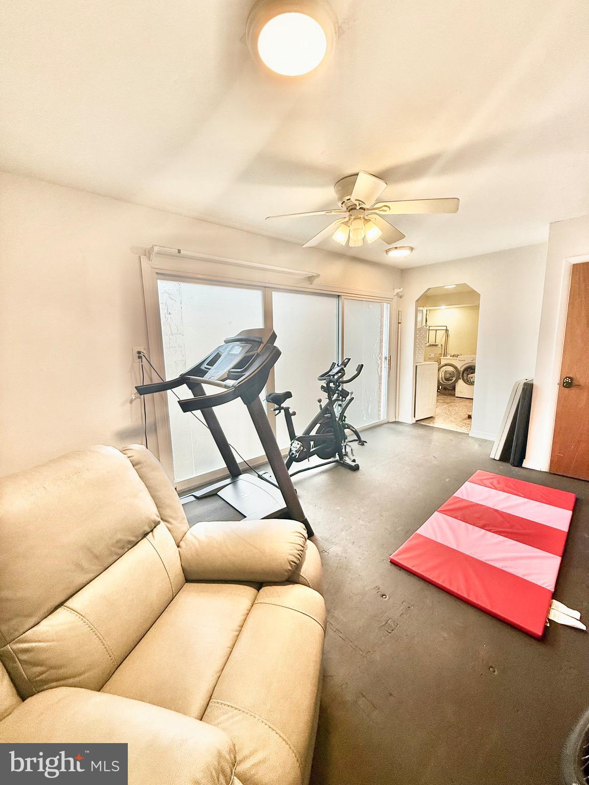 BEVERLEY HILLS CREST - Residential Lease