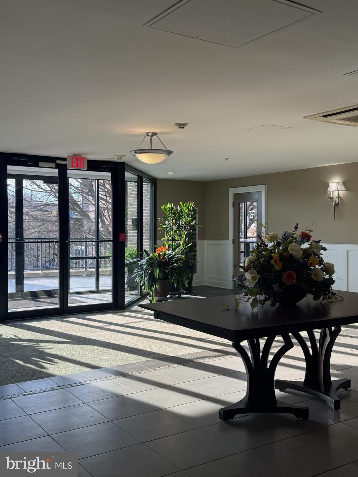 113 E MAIN STREET 218