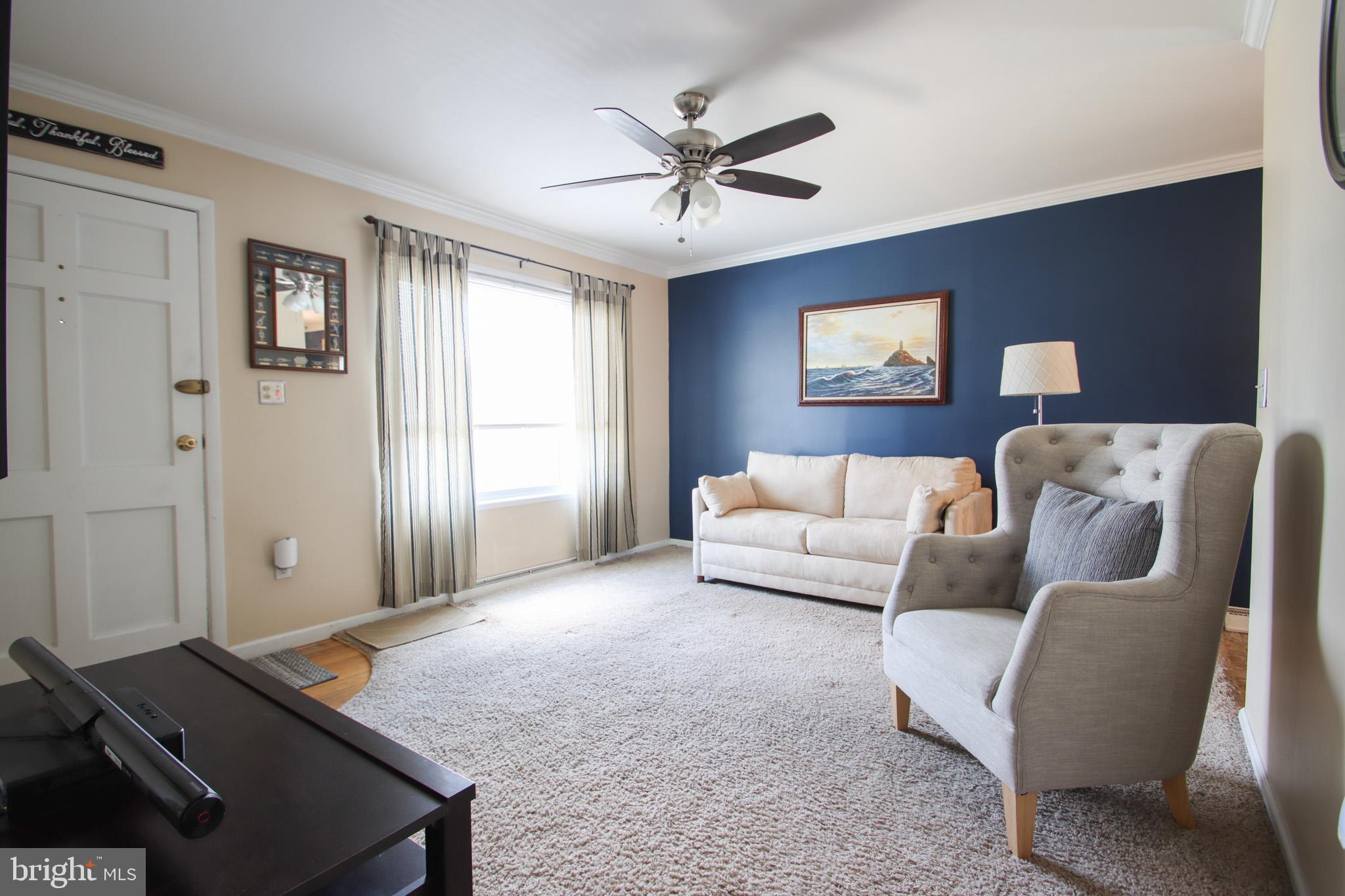 WHITFIELD KNOLLS - Residential