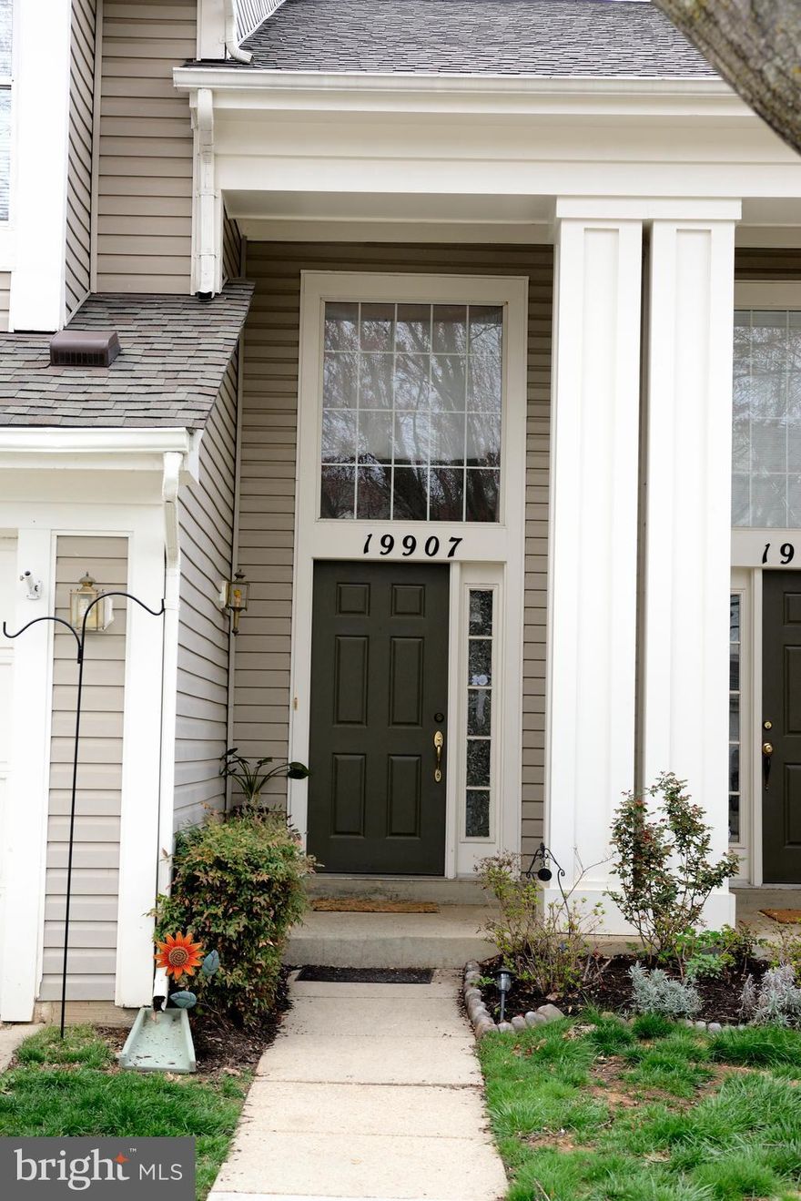 Back on the market! Gorgeous and cozy Condo located in Scenery Pointe Community, filled with tons of natural sunlight. This 2 bedrooms, 2.5 baths, and 1 car garage. Two master bedrooms with full size bathrooms and walk-in closets on the second floor. This little condo has been beautifully maintained over the years. New wooden floors, new carpet, and a brand new full size washer/dryer!