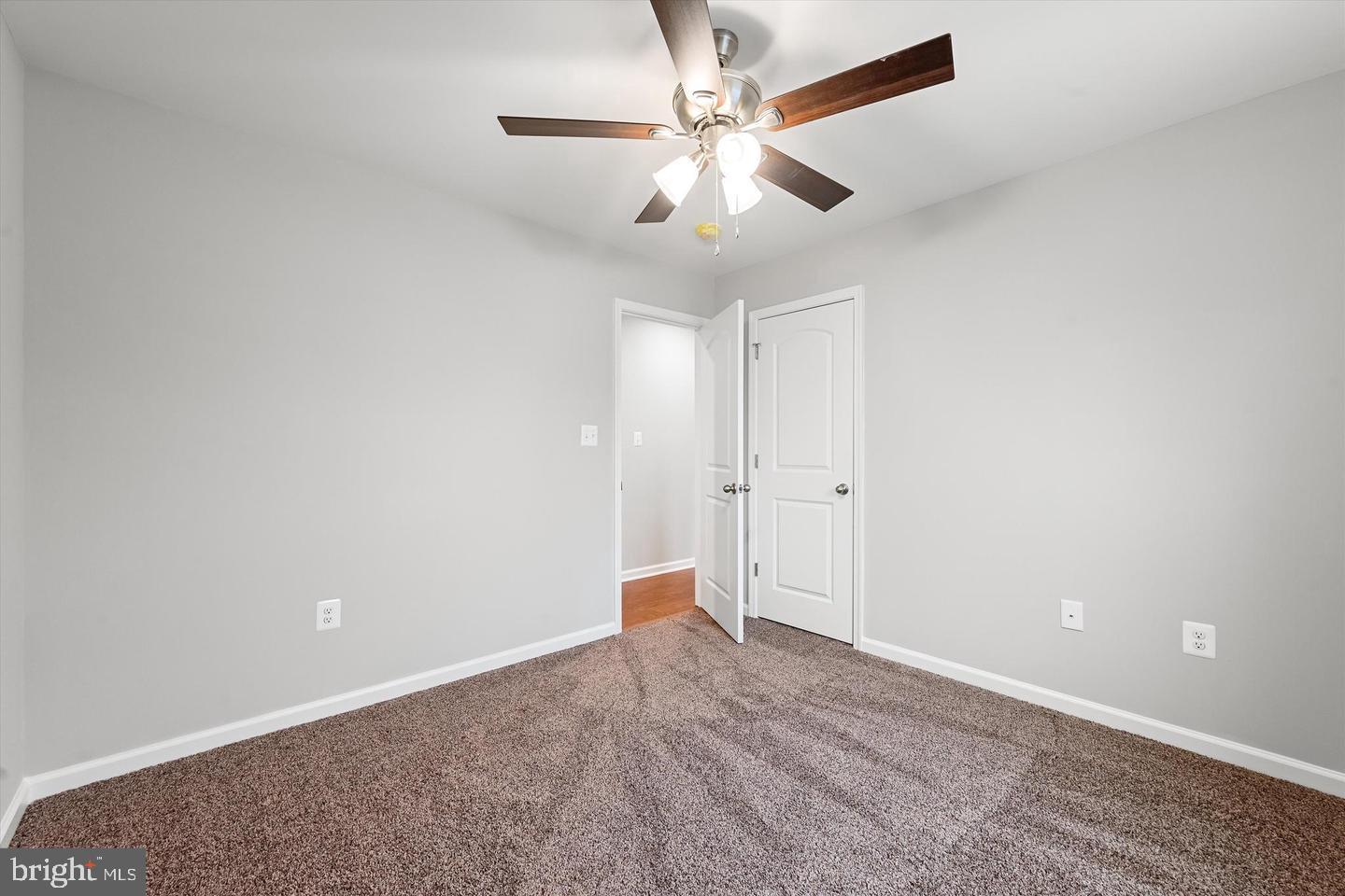 OPEQUON MEADOWS - Residential