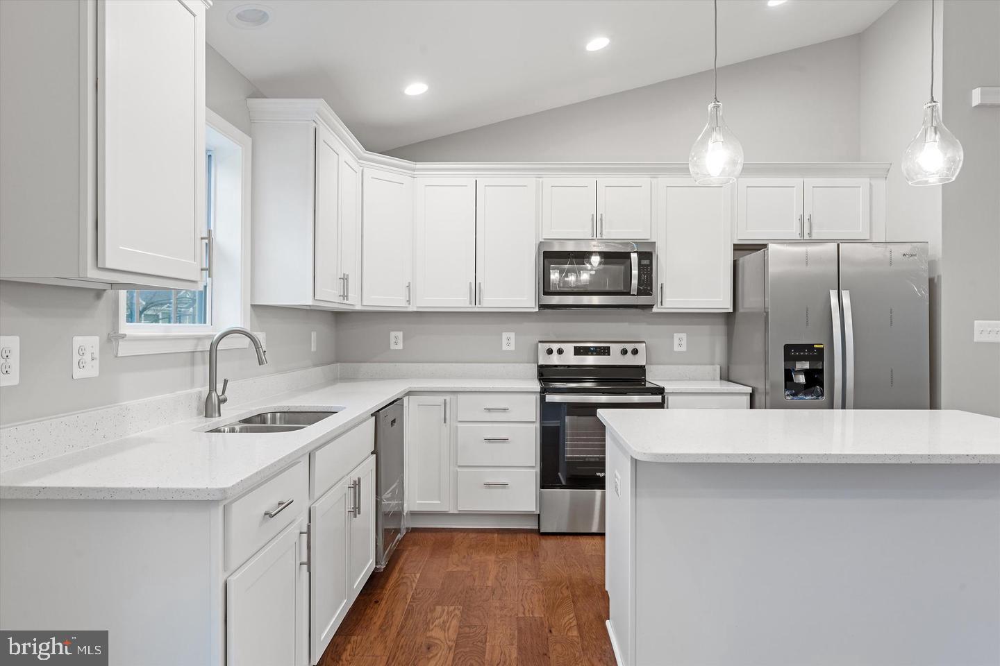 OPEQUON MEADOWS - Residential