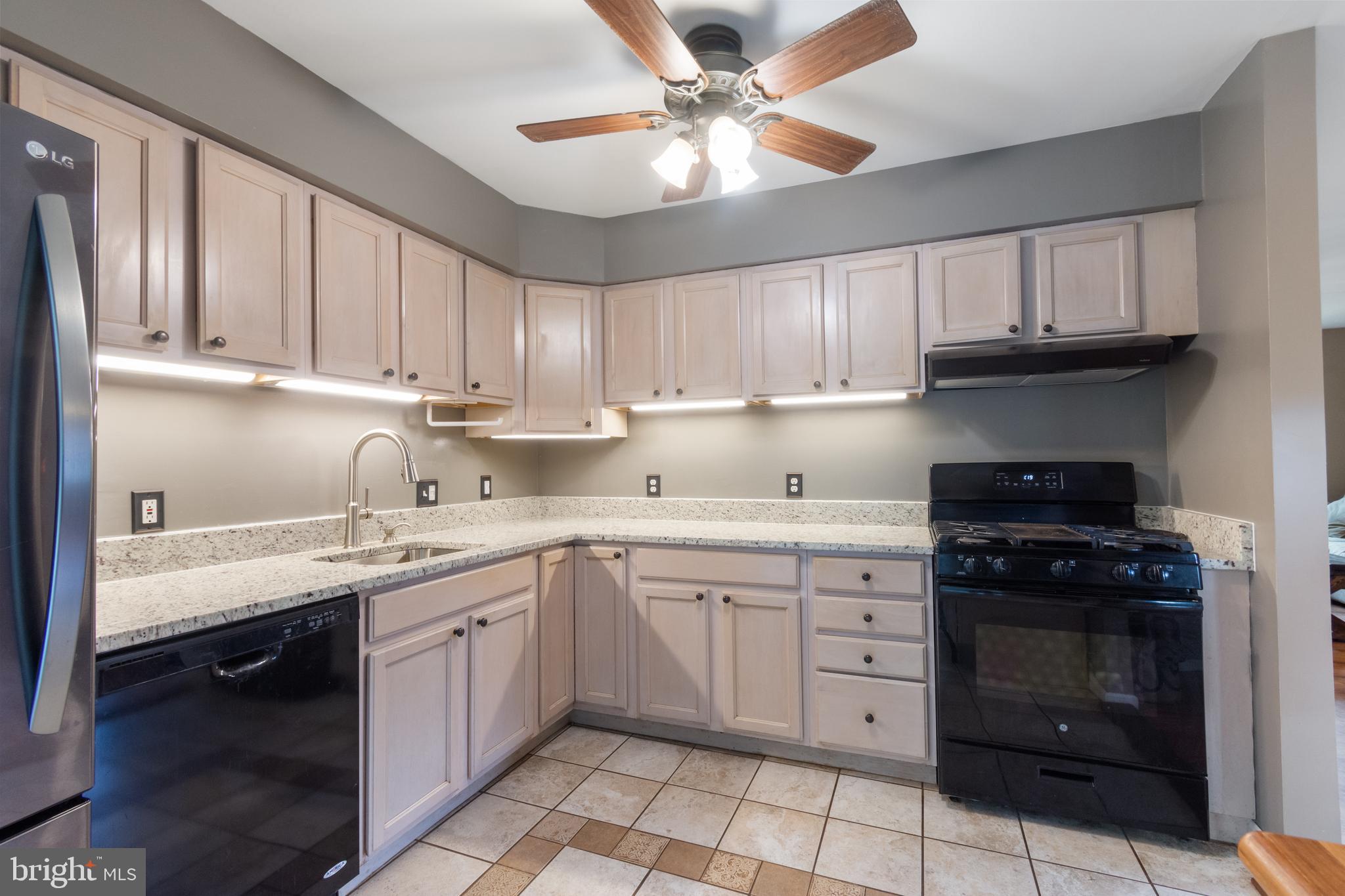 4 FAIRBRIDGE COURT