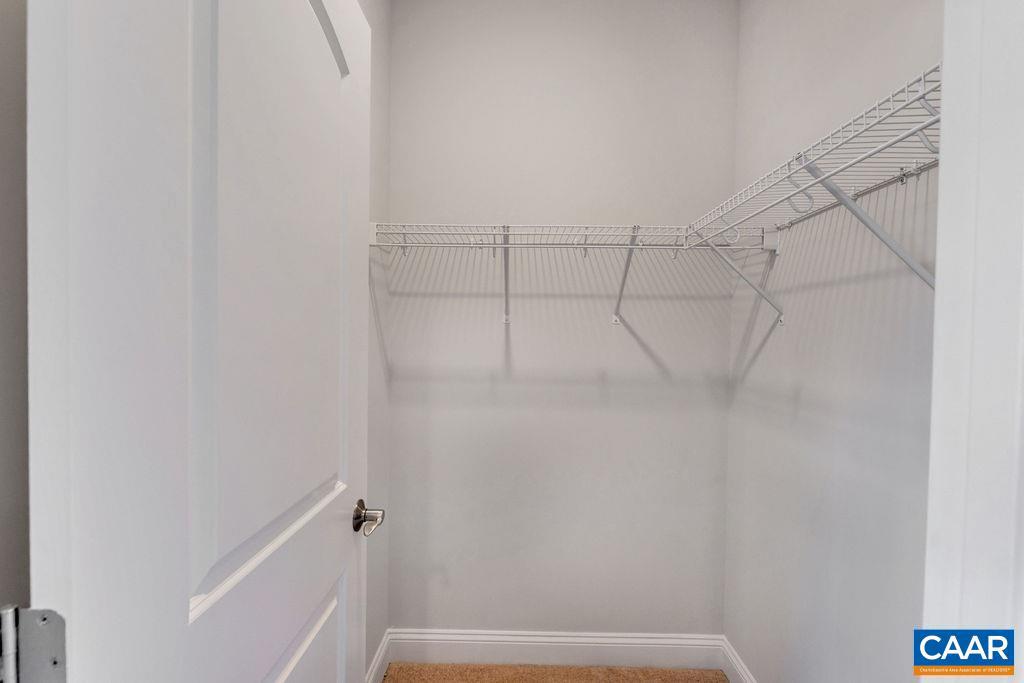 AVINITY - Residential Lease