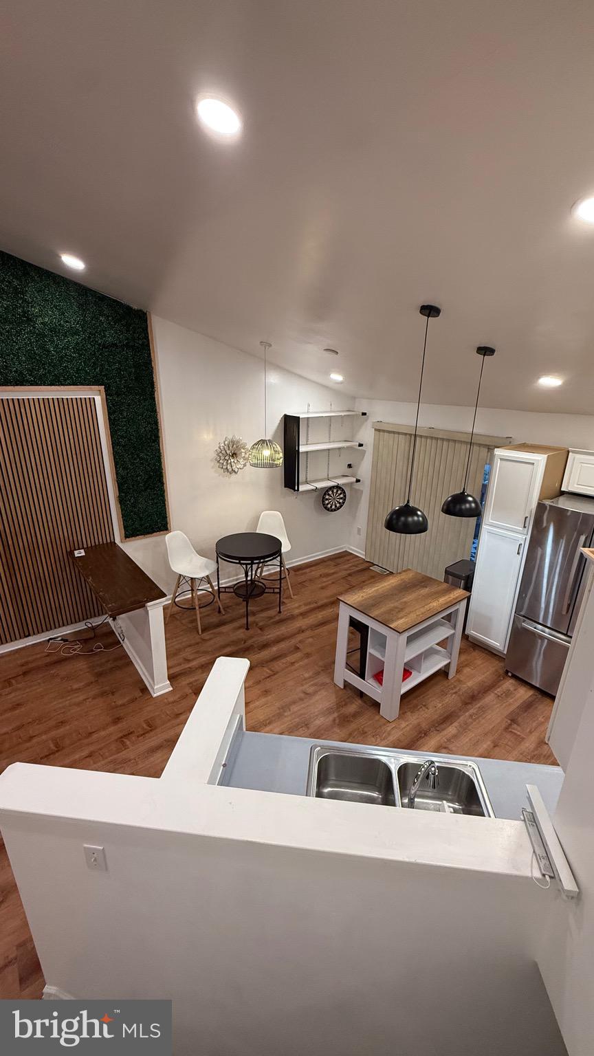 WINDSOR MILL MANOR - Residential Lease