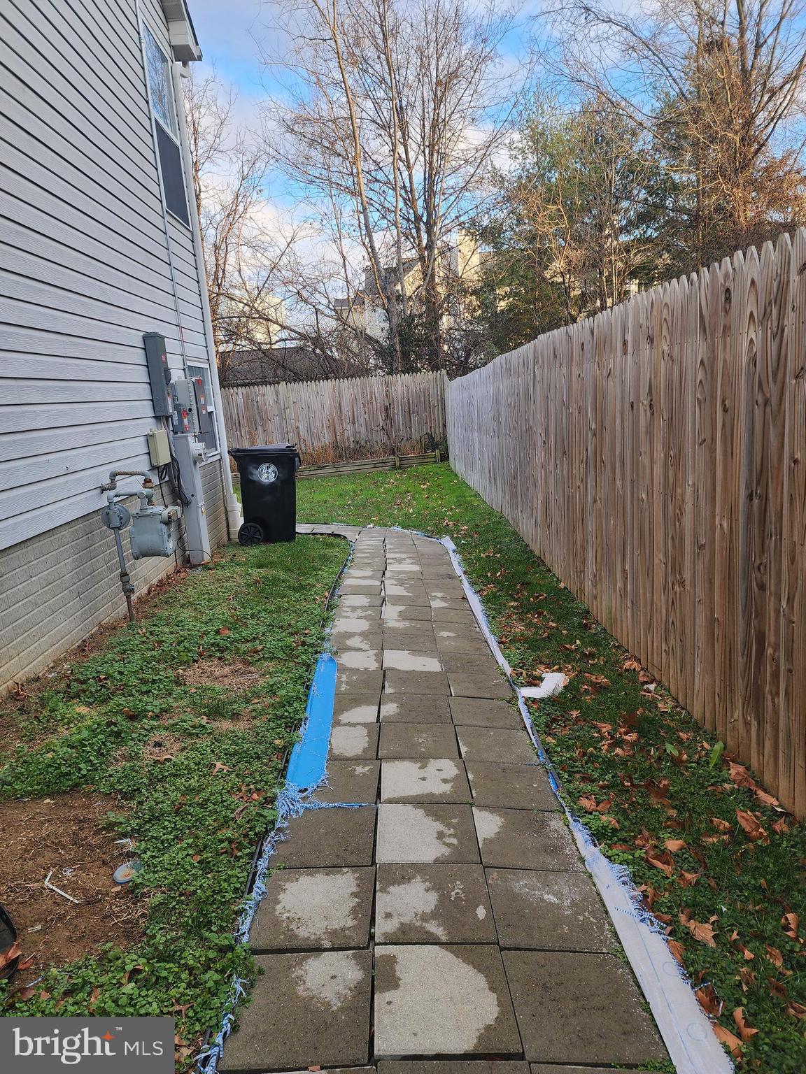 WINDSOR MILL MANOR - Residential Lease