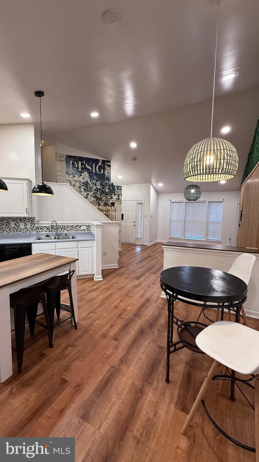 WINDSOR MILL MANOR - Residential Lease