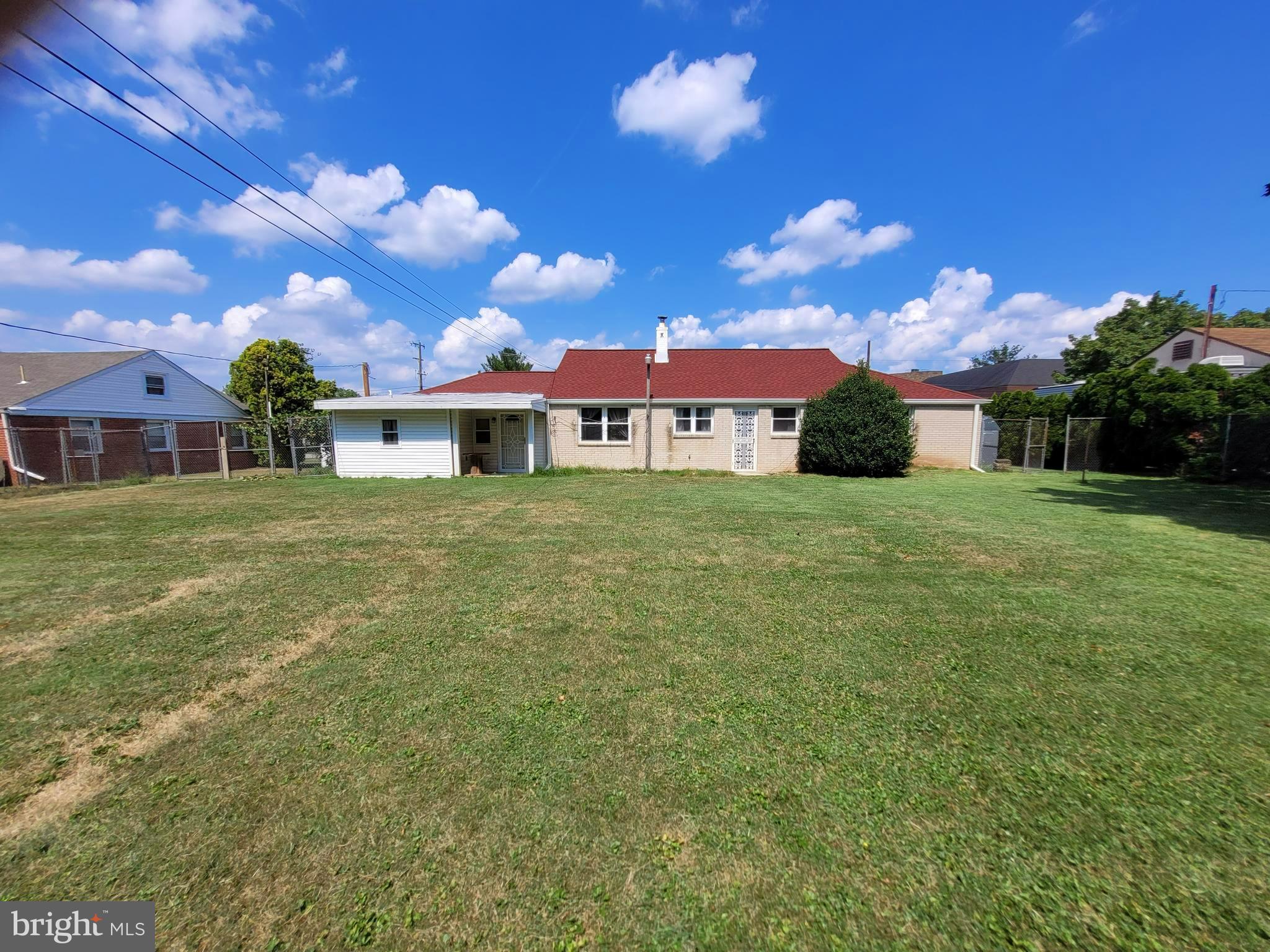 PLYMOUTH VALLEY - Residential