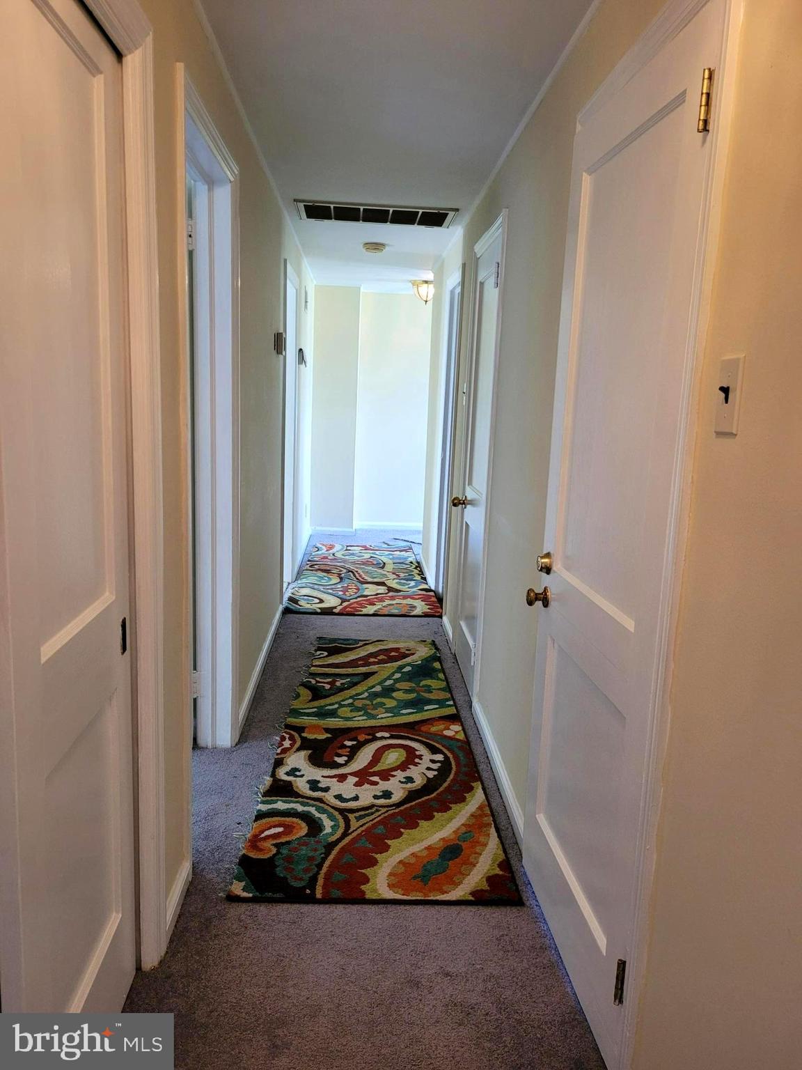 PLYMOUTH VALLEY - Residential