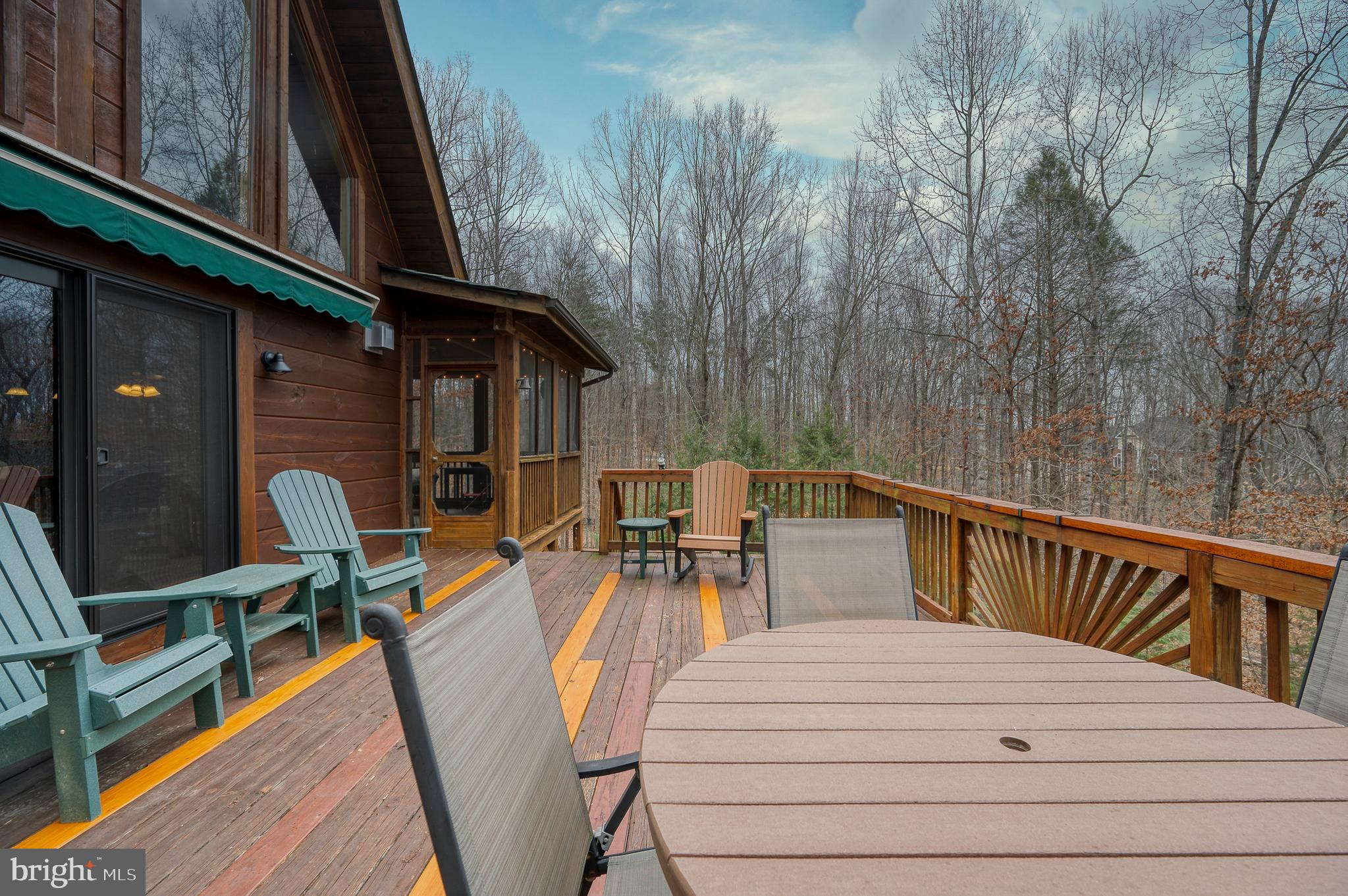 MAGNOLIA HARBOUR - Residential