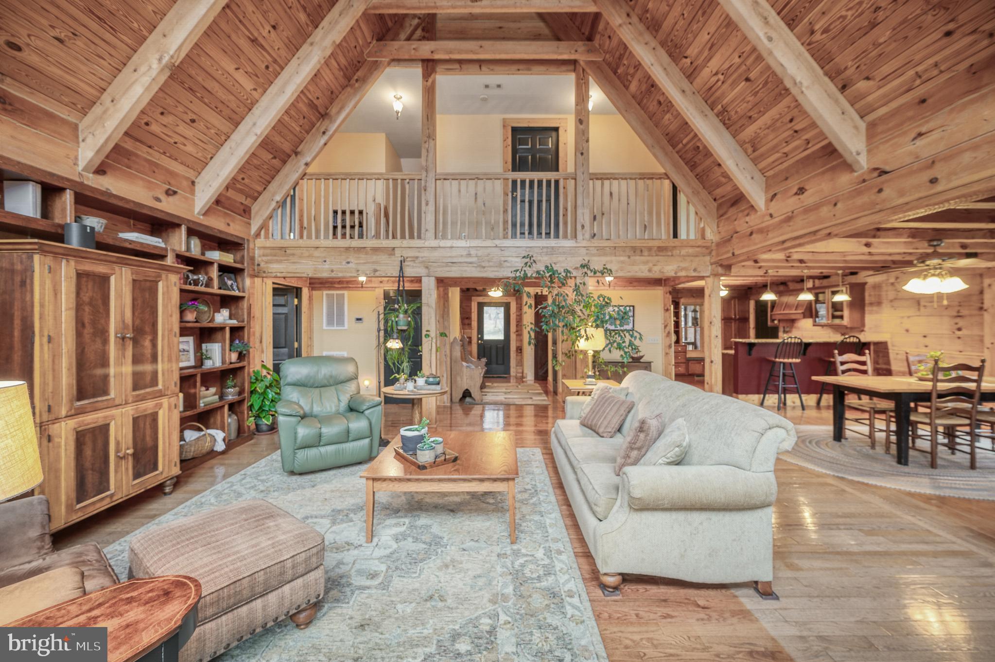 MAGNOLIA HARBOUR - Residential