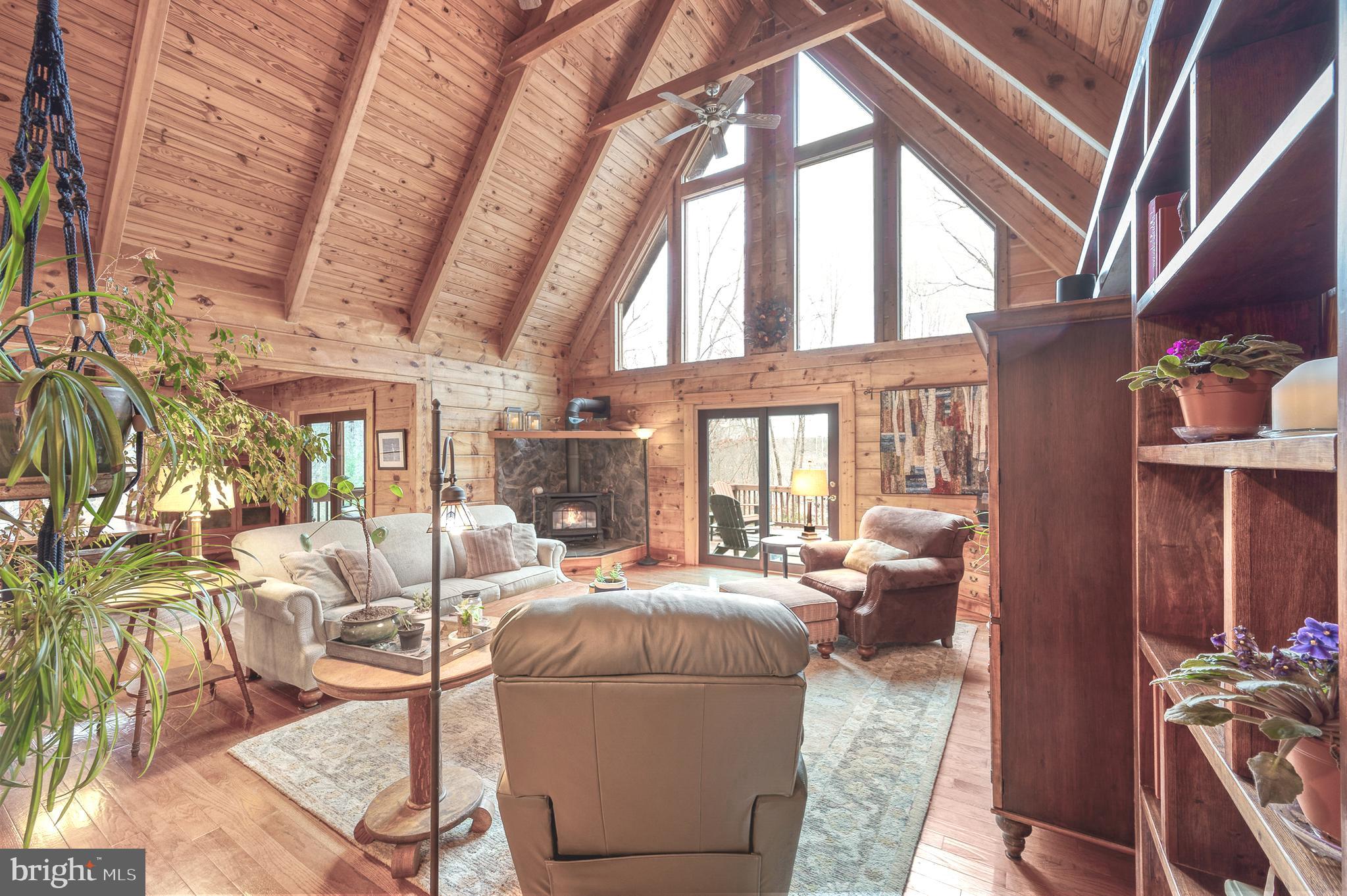 MAGNOLIA HARBOUR - Residential