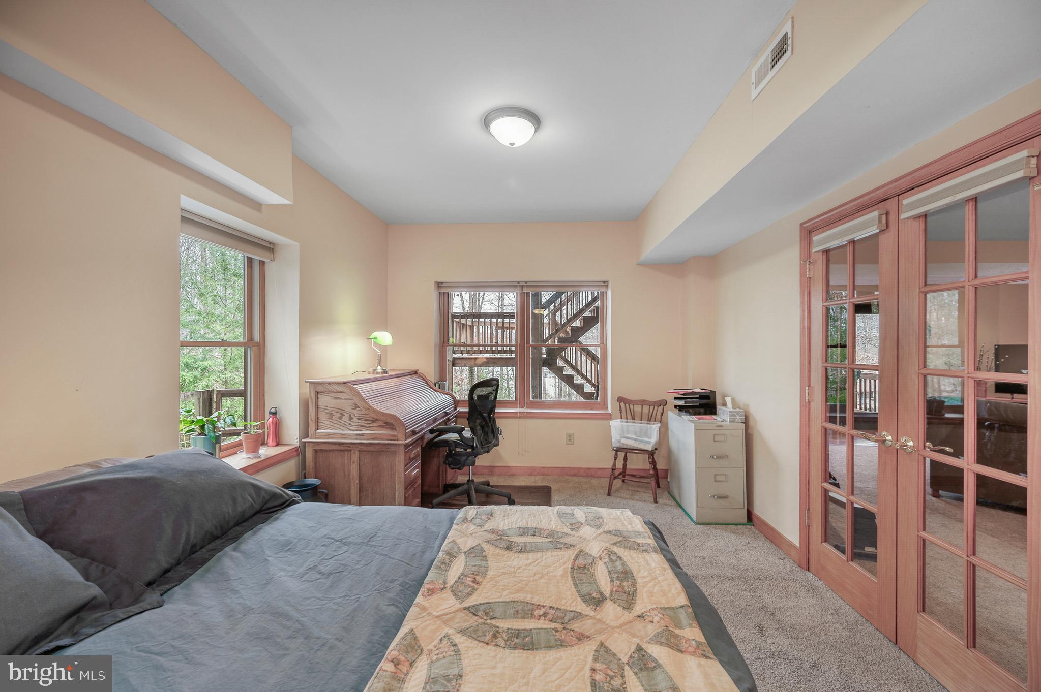 MAGNOLIA HARBOUR - Residential