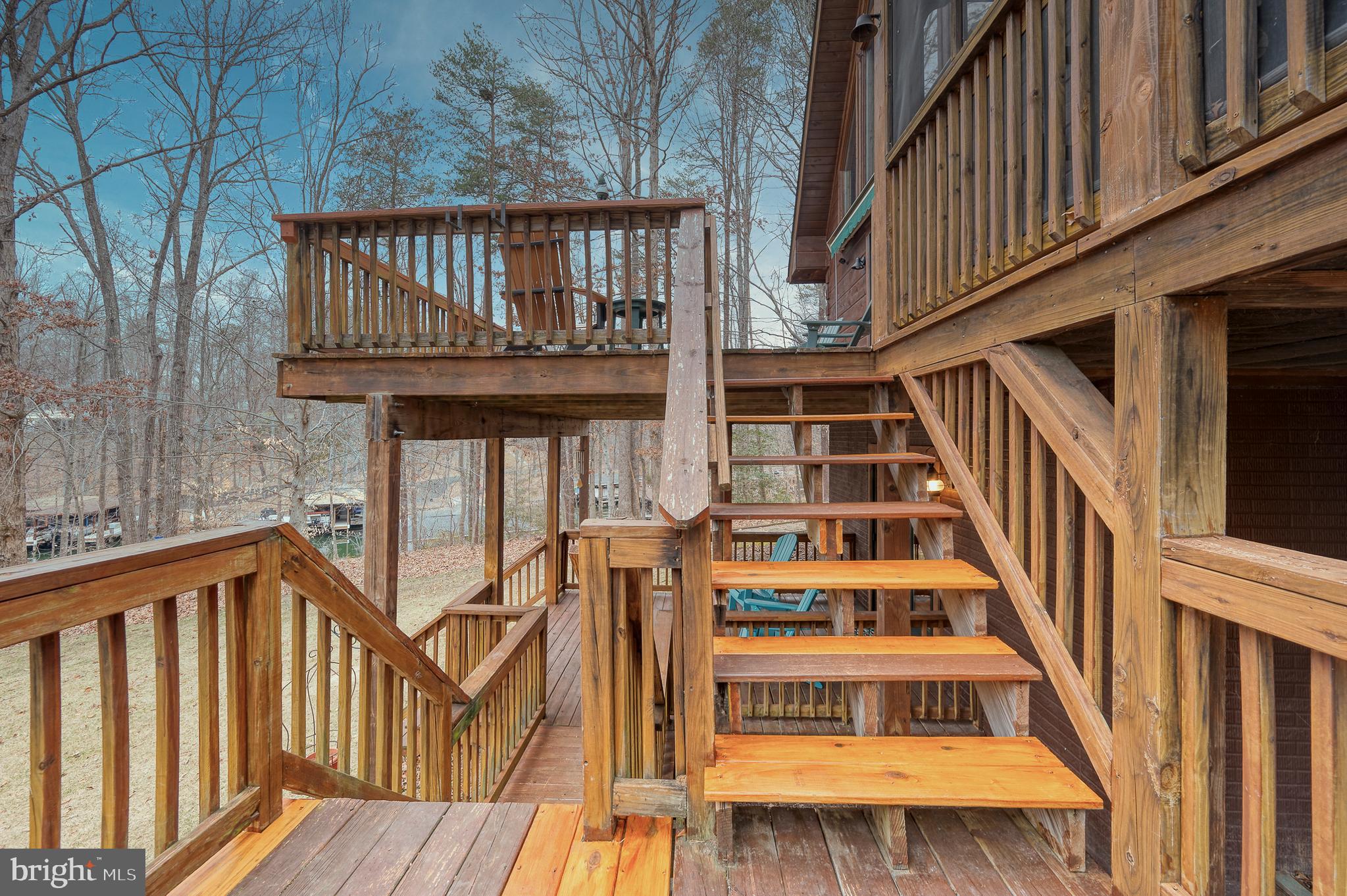 MAGNOLIA HARBOUR - Residential